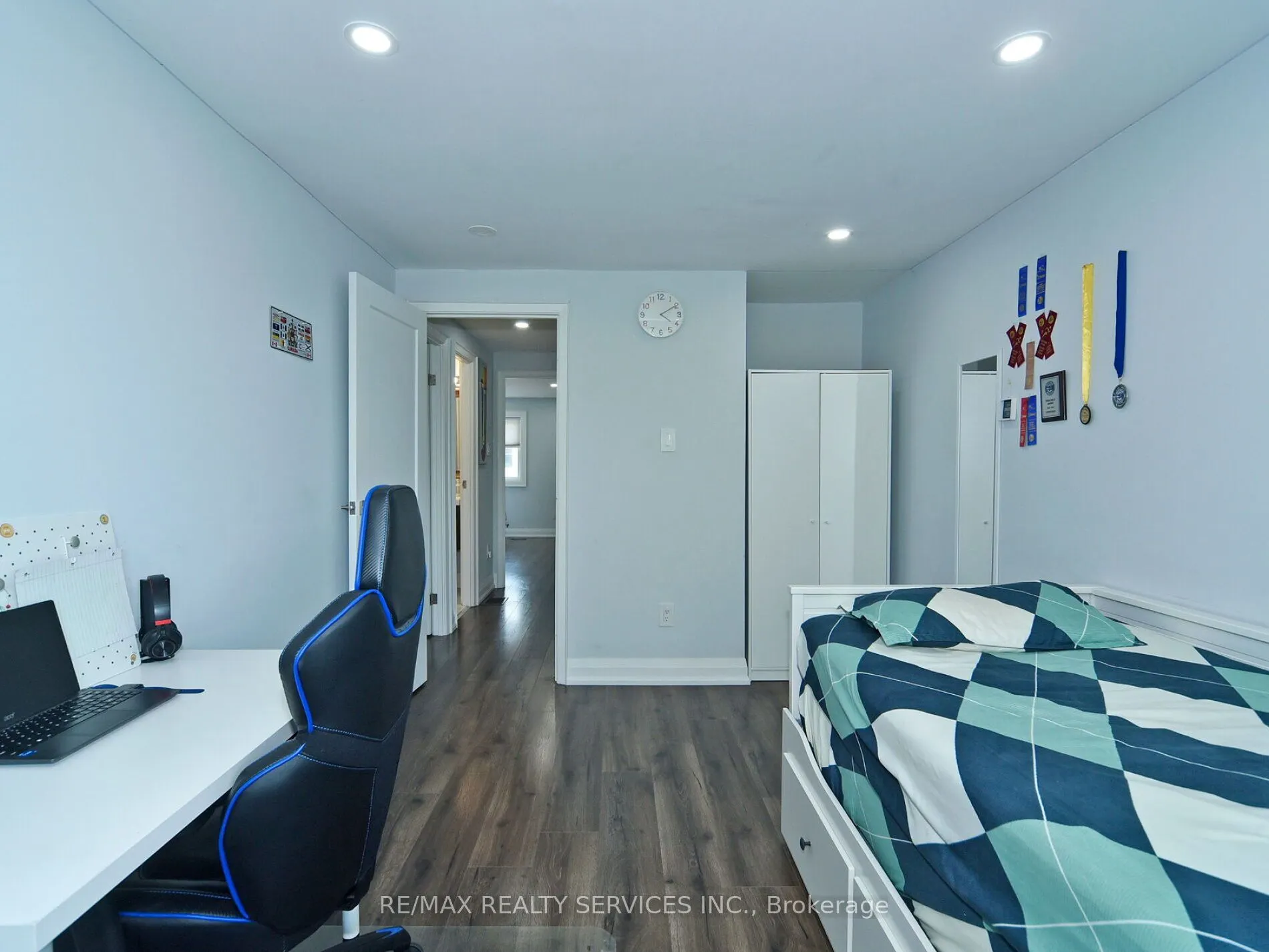 46 Lindisfarne Way E, #80