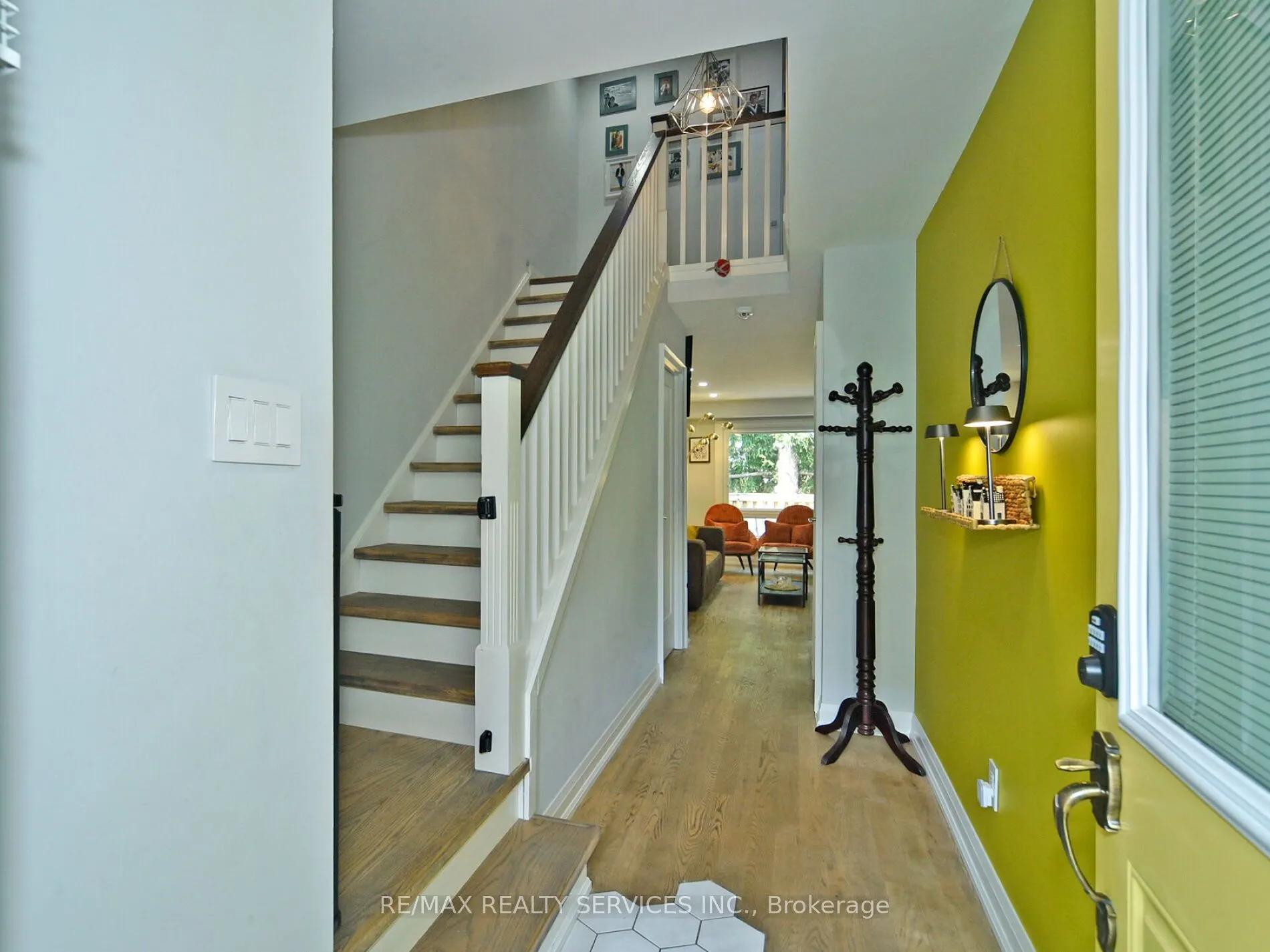46 Lindisfarne Way E, #80