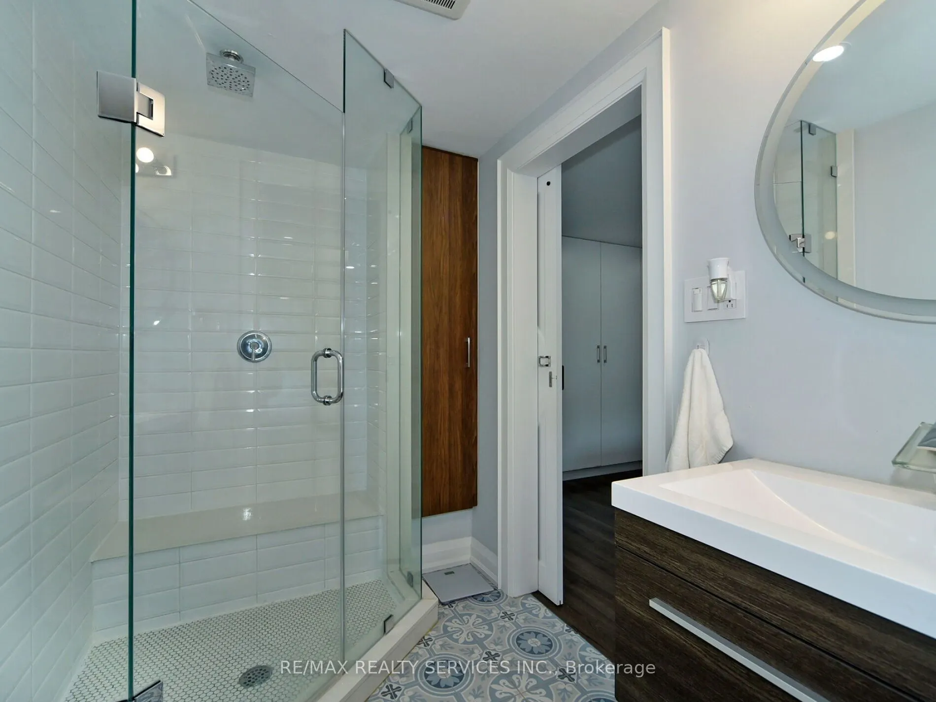 46 Lindisfarne Way E, #80