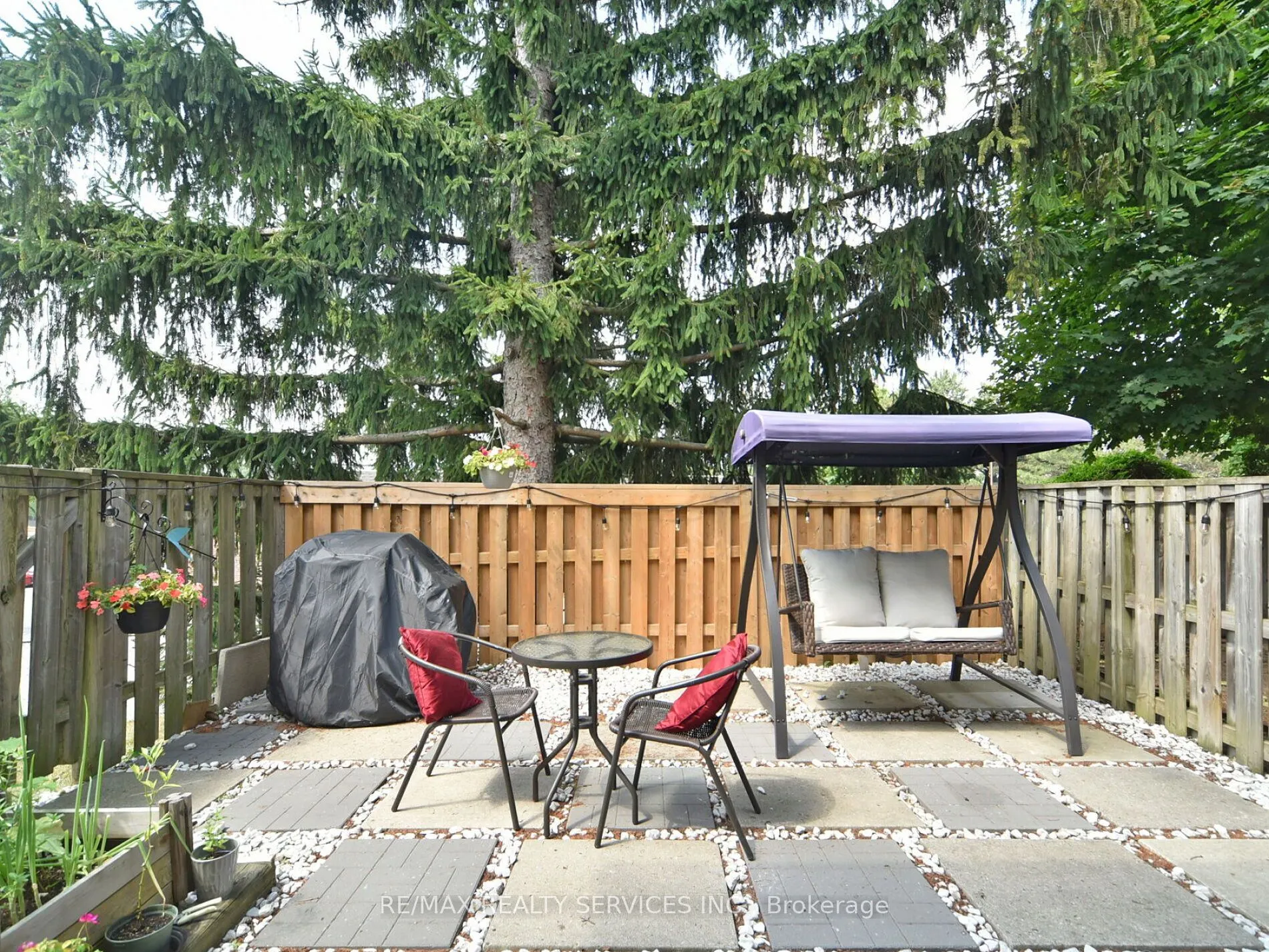 46 Lindisfarne Way E, #80