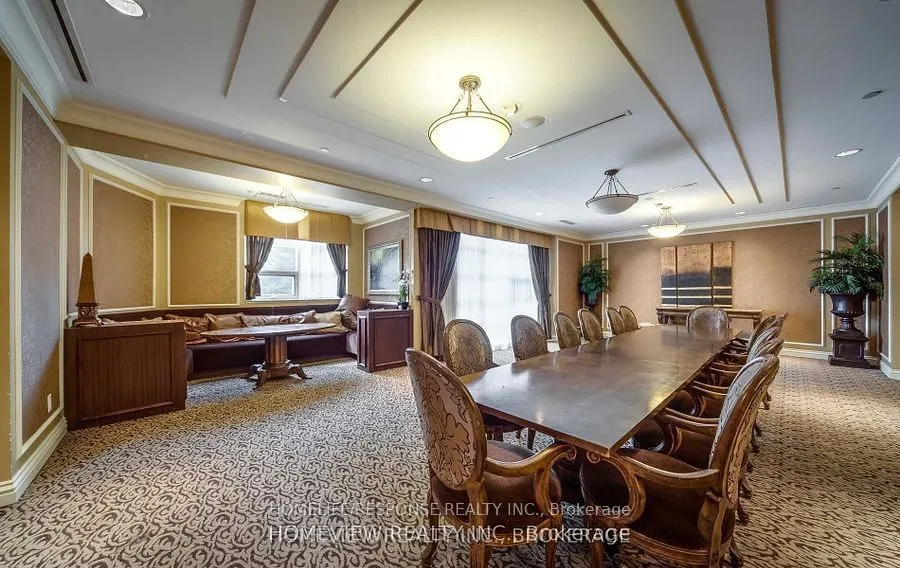 9235 Jane Street, #1006