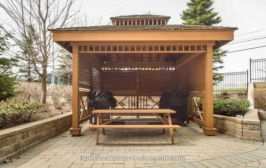 9235 Jane Street, #1006