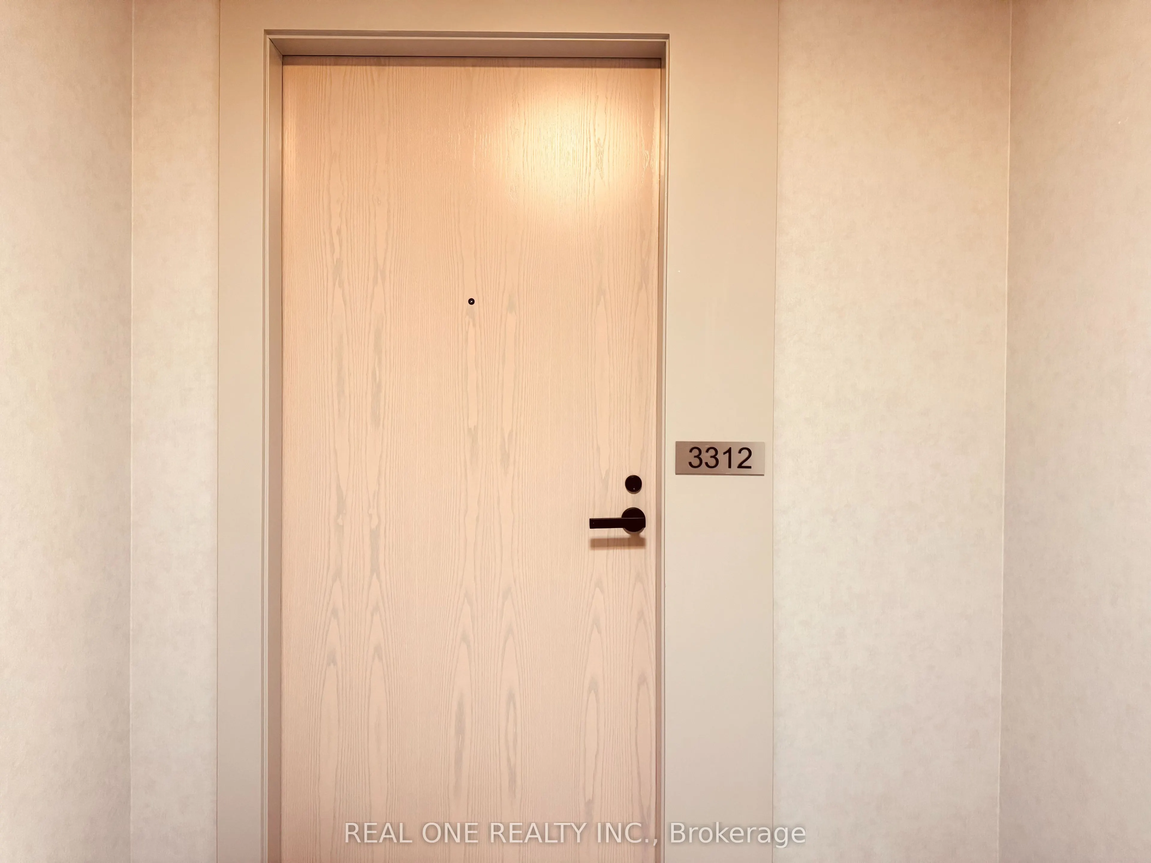 28 Interchange Way, #3312