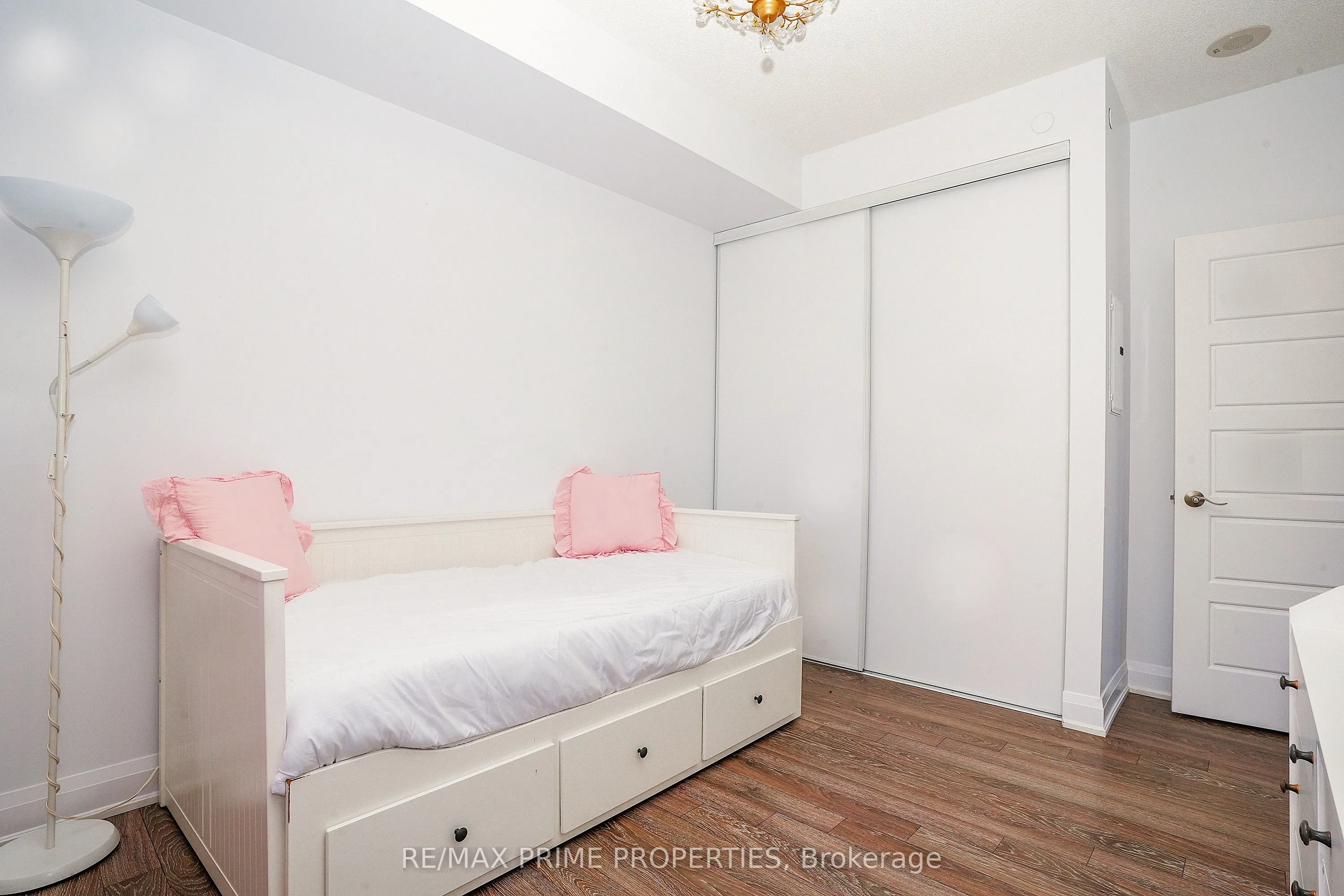8228 Birchmount Road, #510