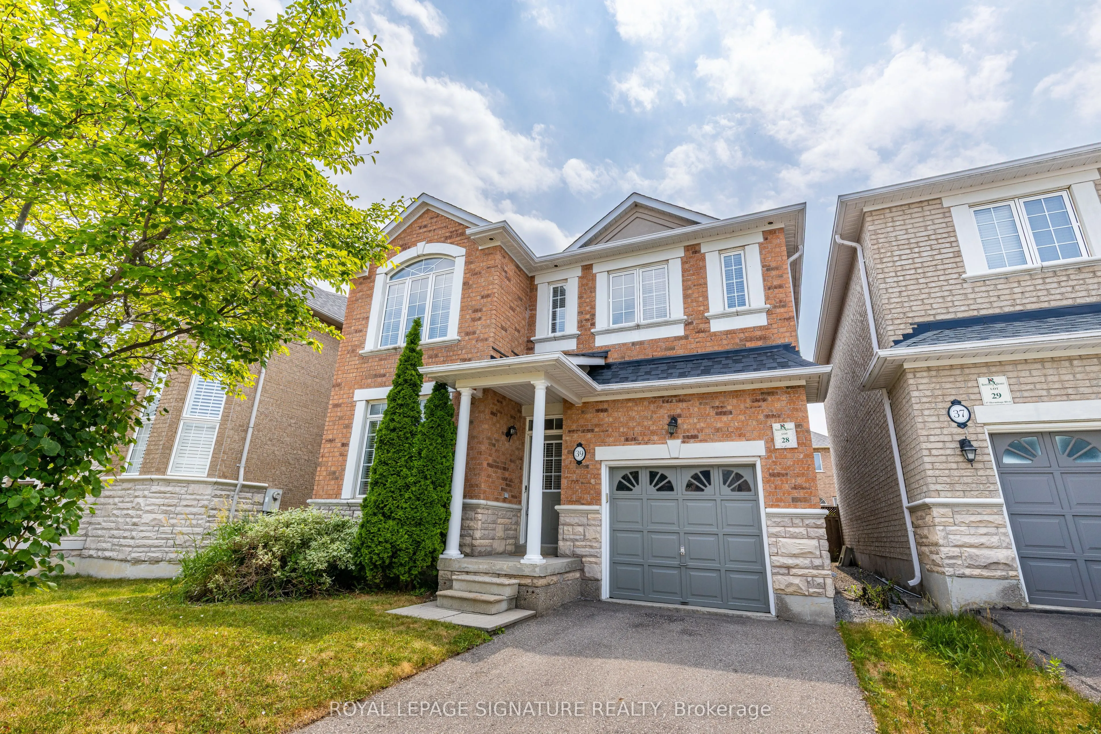 39 Hermitage Boulevard