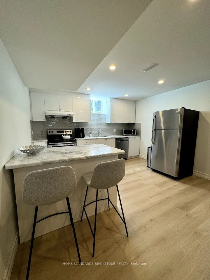 293 Narinia Crescent, #Lower Level