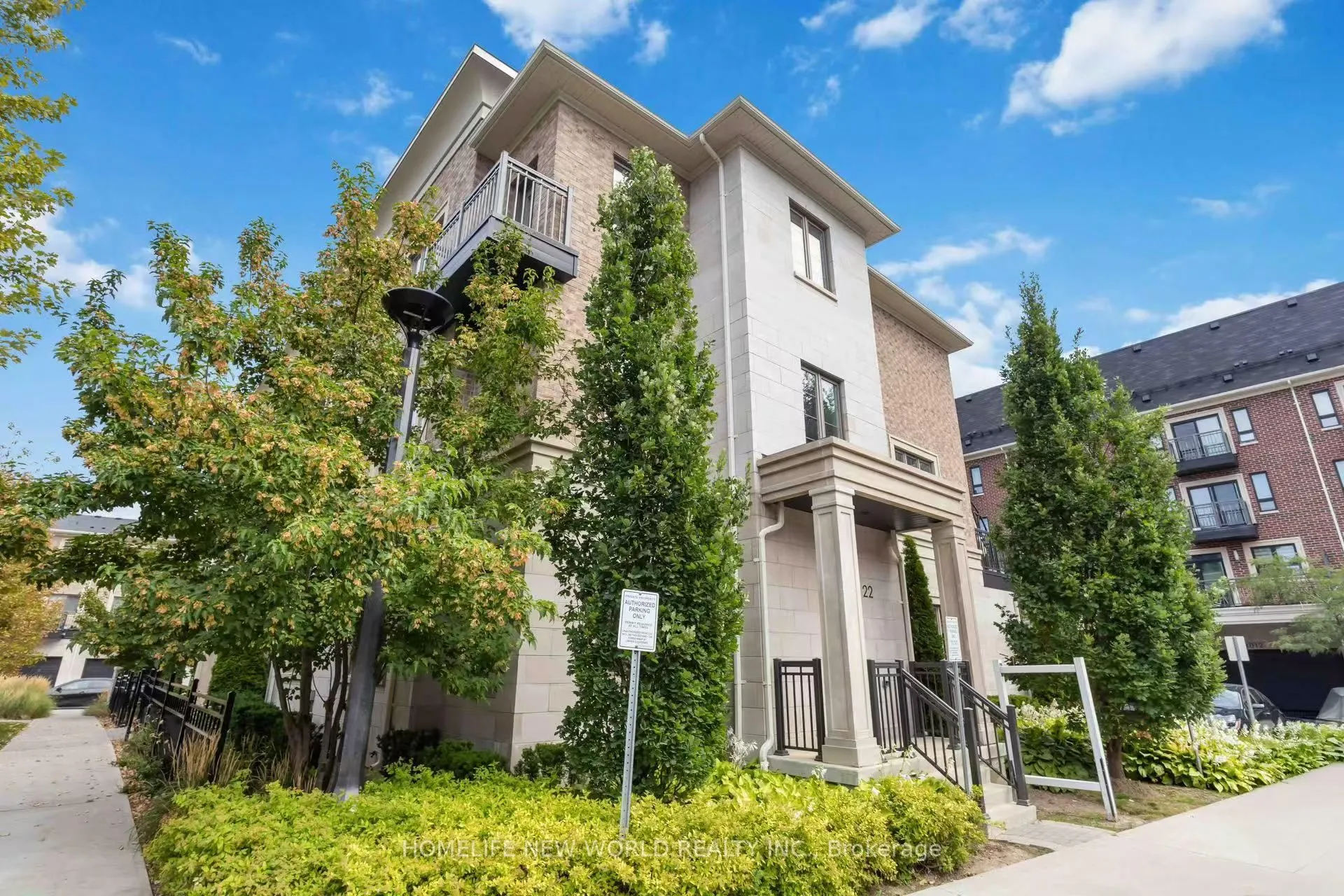22 American Elm Way, #48