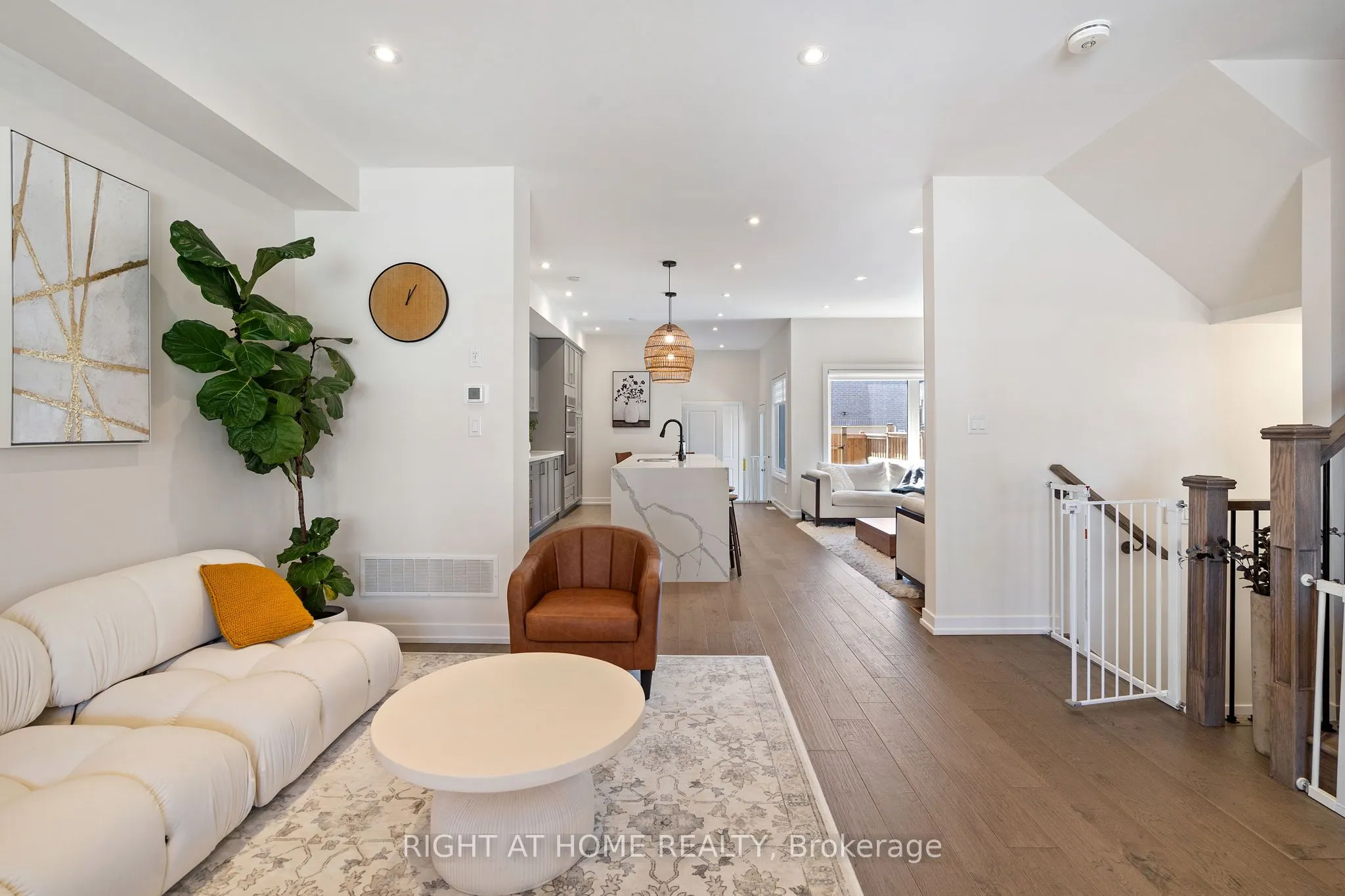 15 Sugarberry Avenue