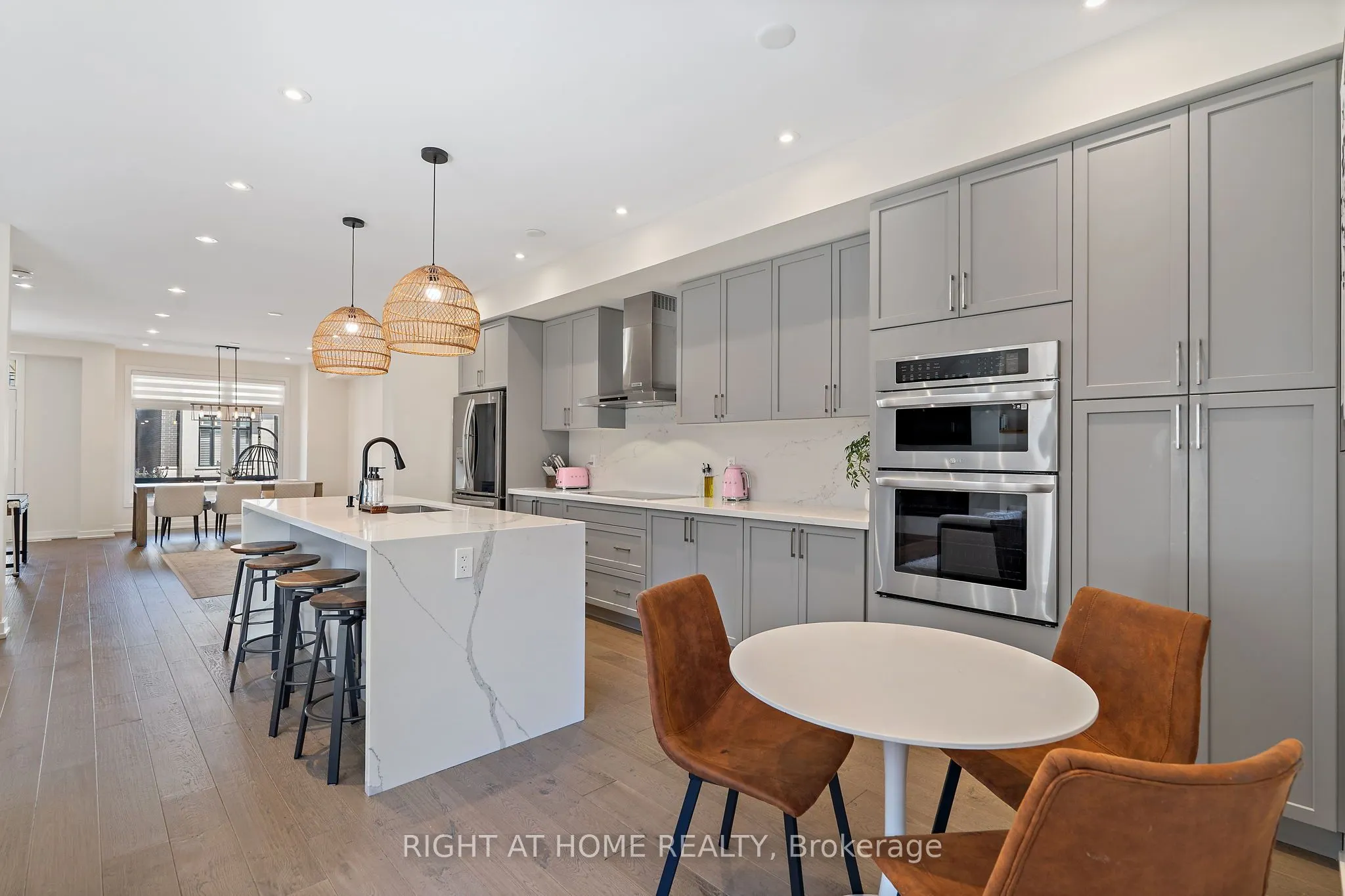 15 Sugarberry Avenue