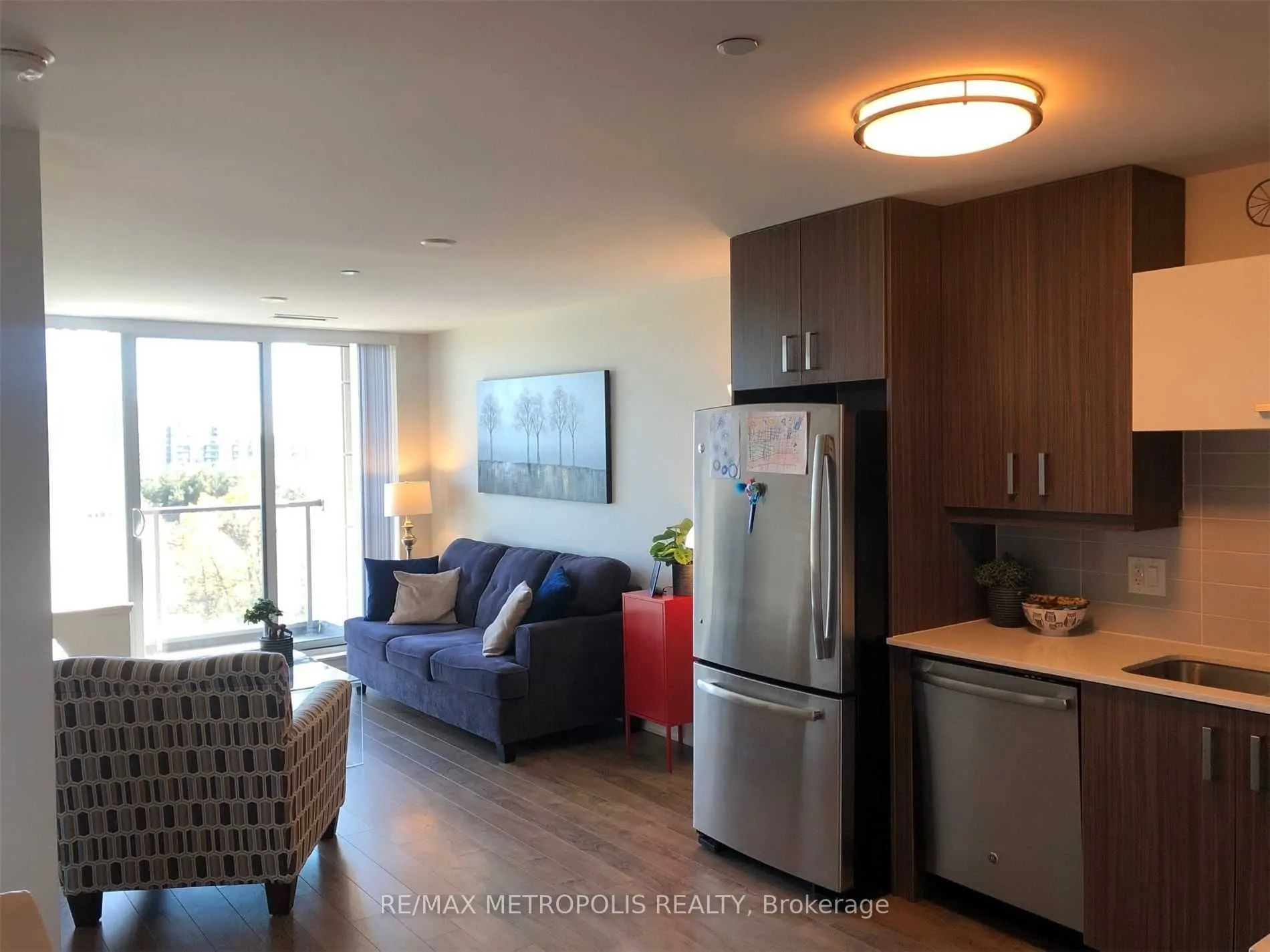 18 Uptown Drive, #819