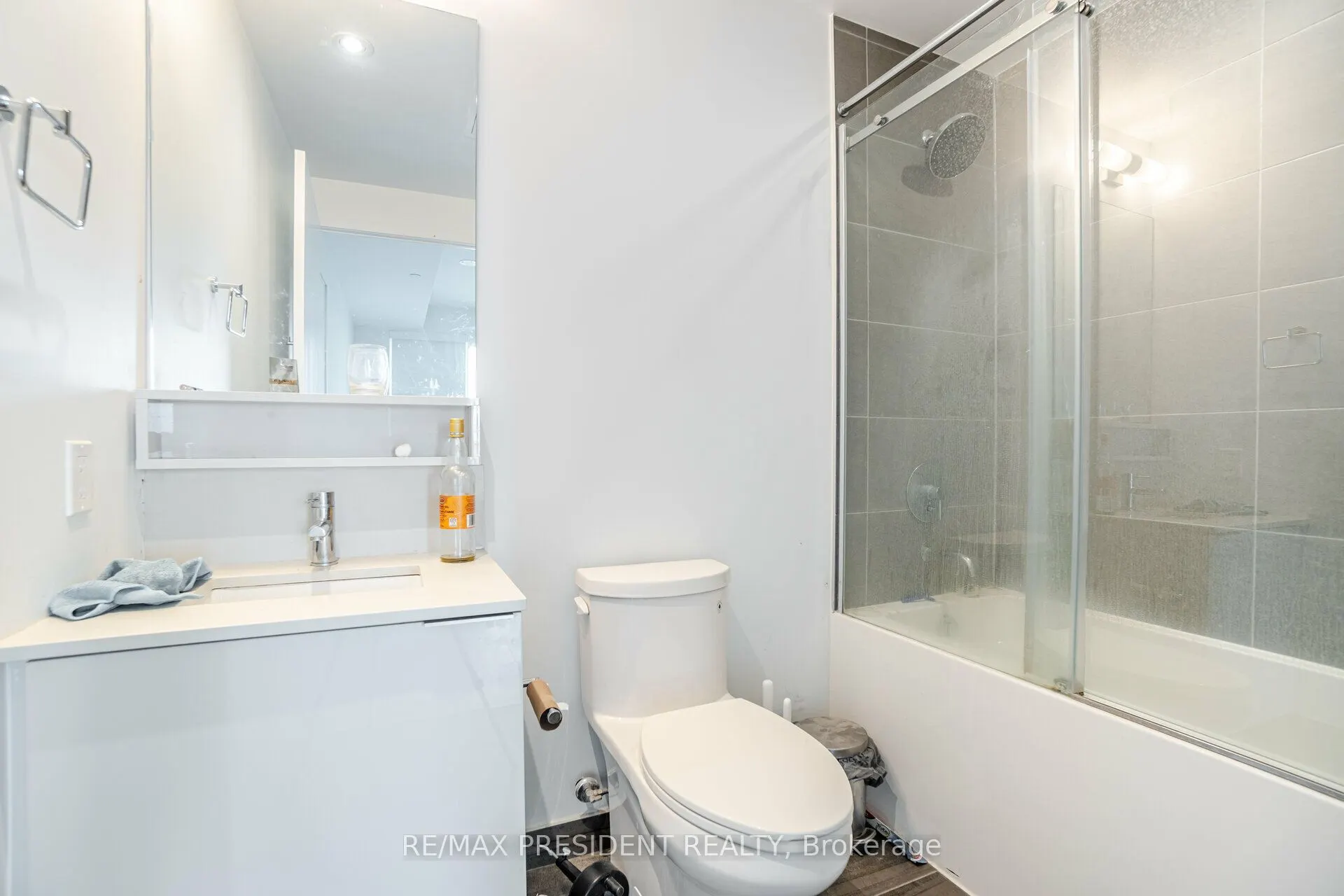 5 BUTTERMILL Avenue, #5702