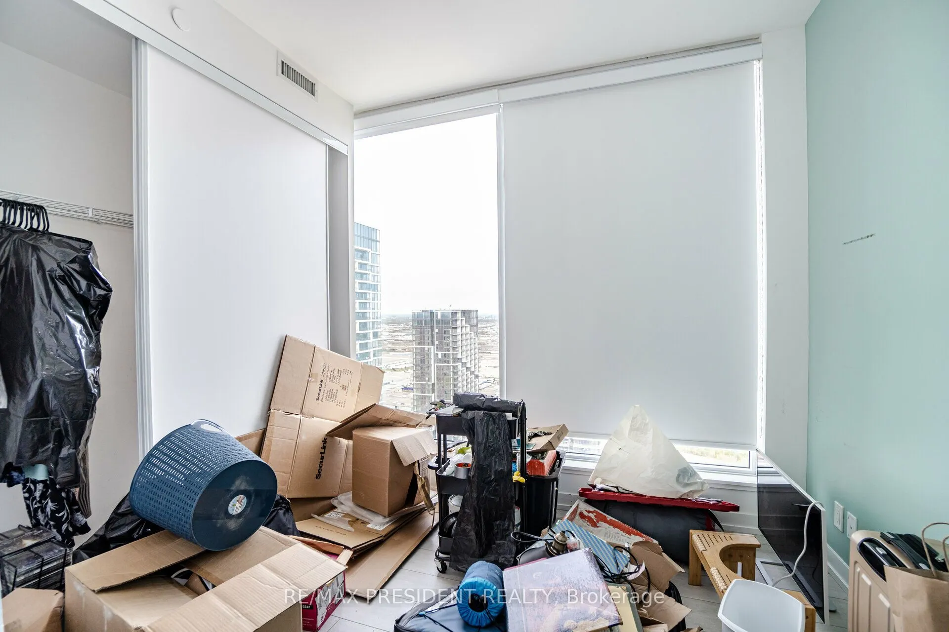 5 BUTTERMILL Avenue, #5702