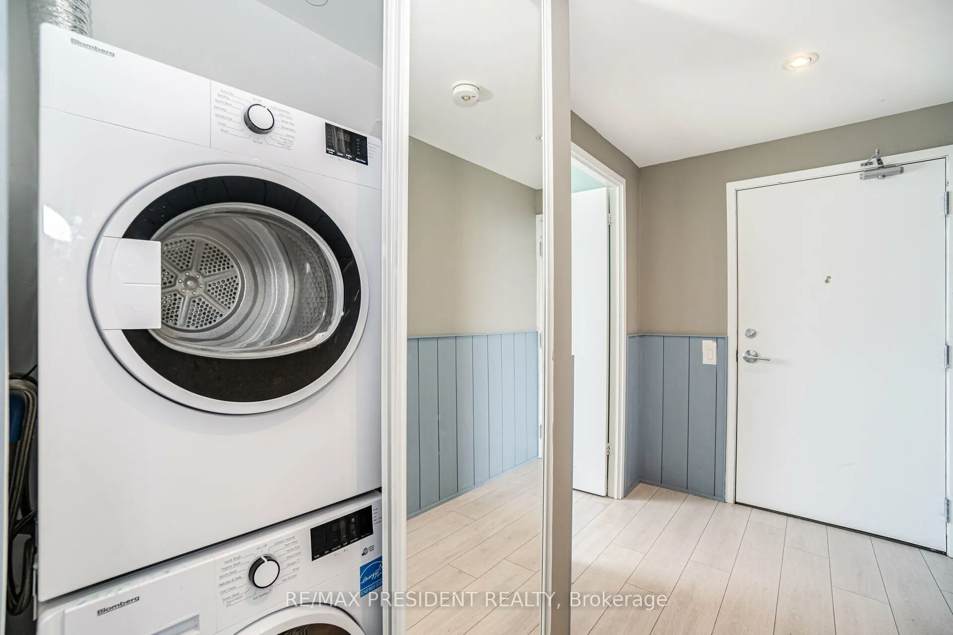 5 BUTTERMILL Avenue, #5702