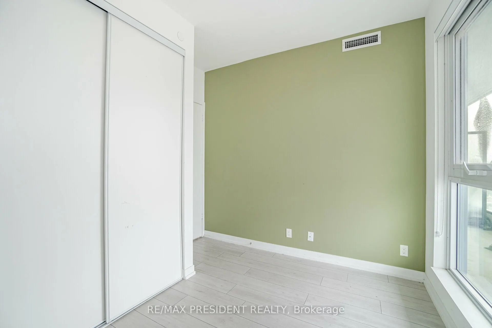 5 BUTTERMILL Avenue, #5702