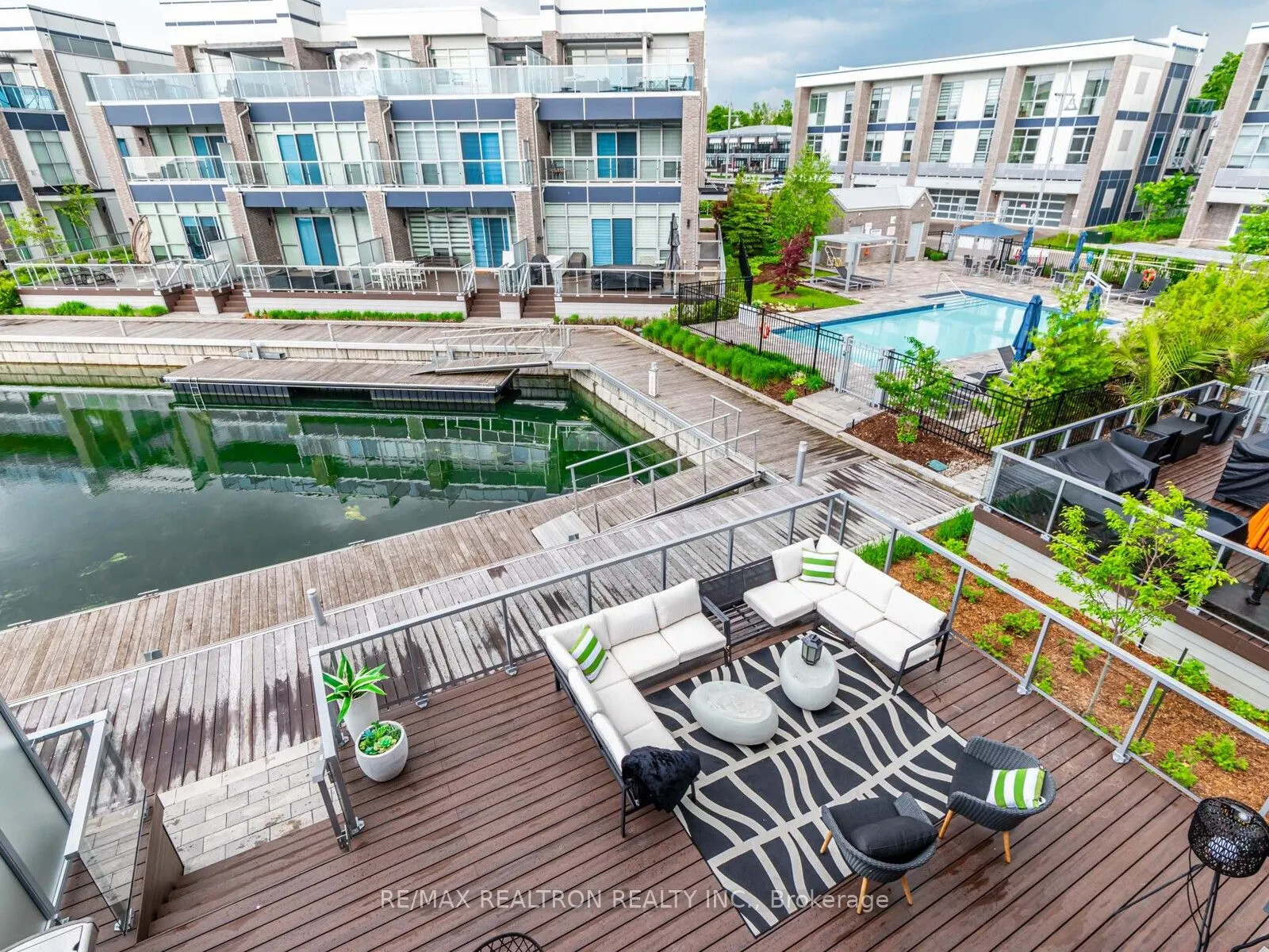 3733 Ferretti Court