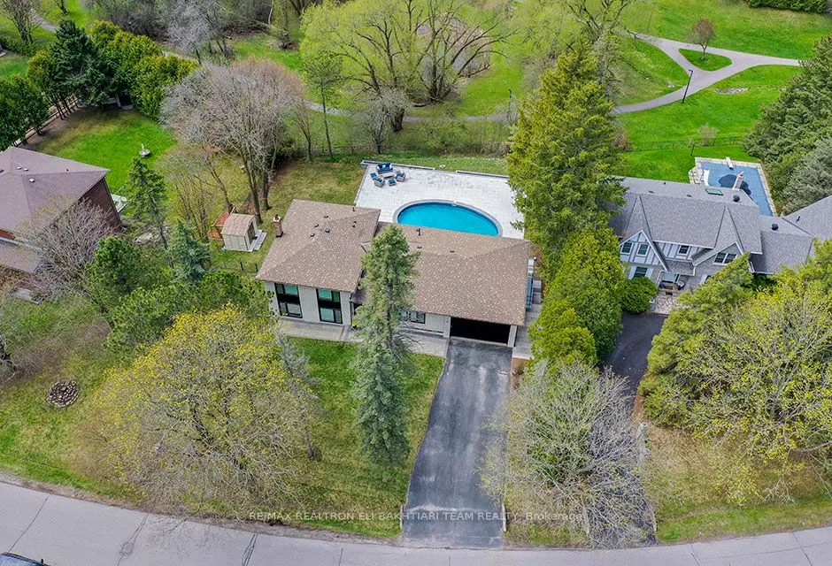 56 Cynthia Crescent