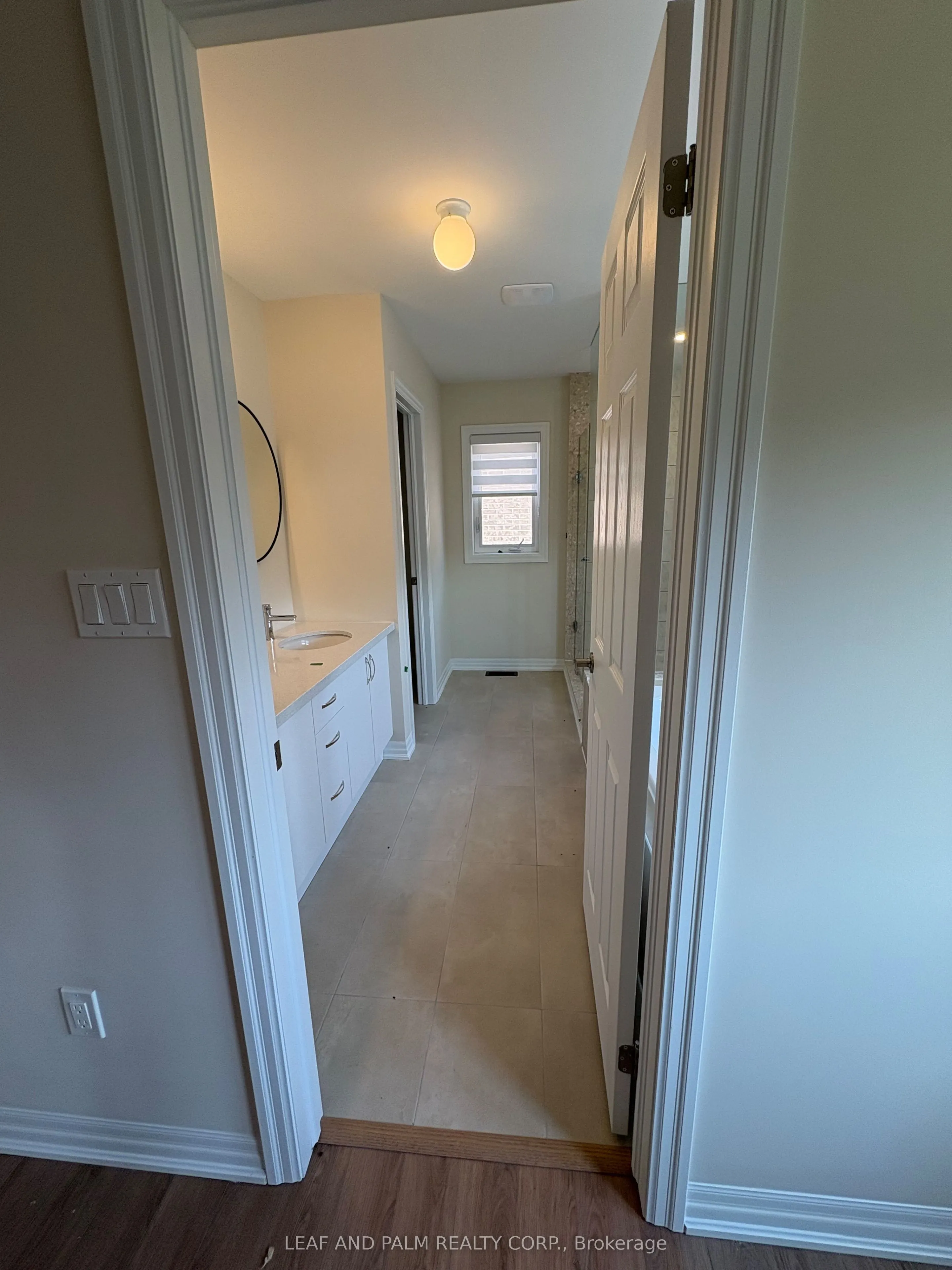 42 Donald Ingram Crescent