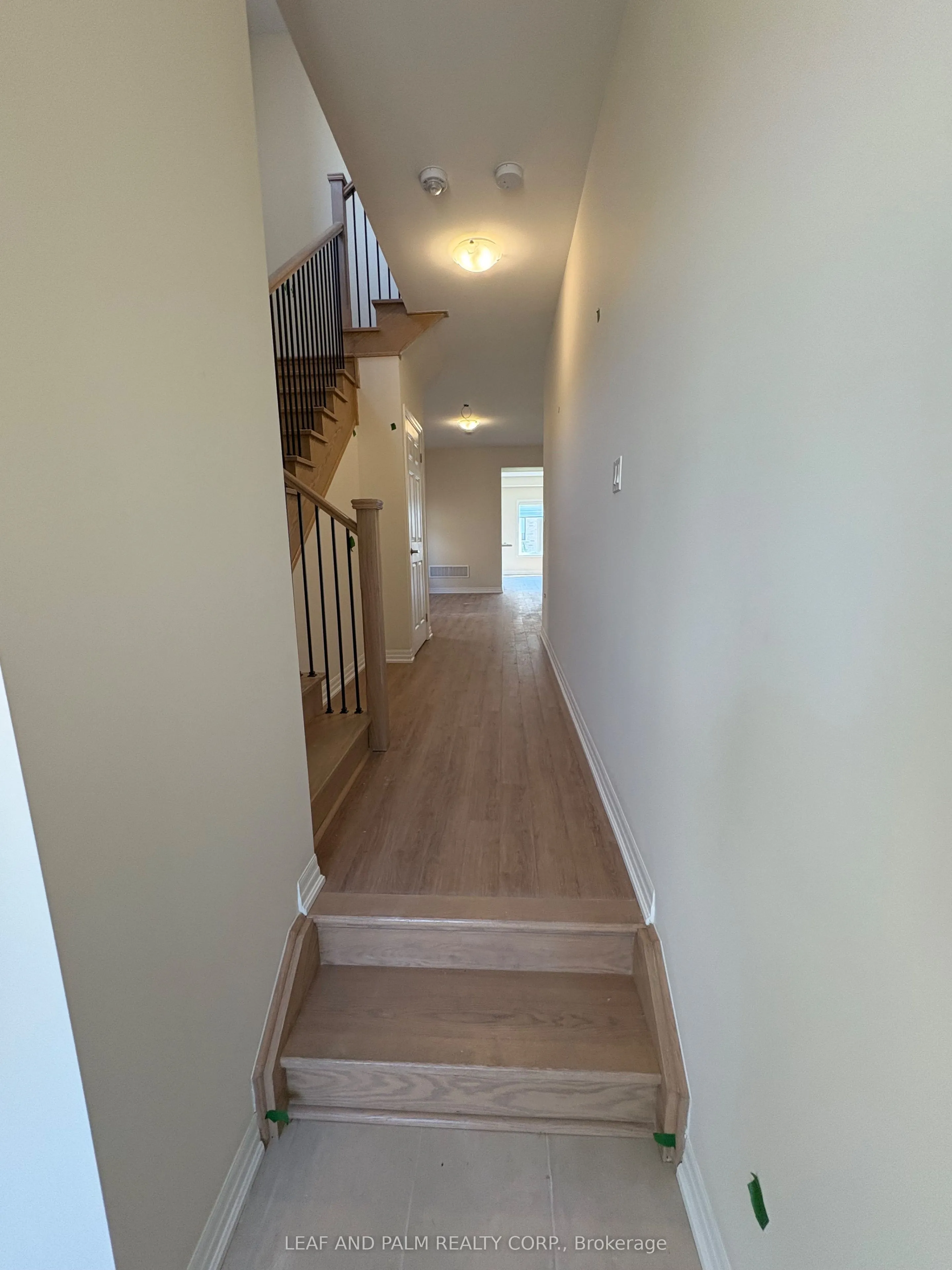 42 Donald Ingram Crescent