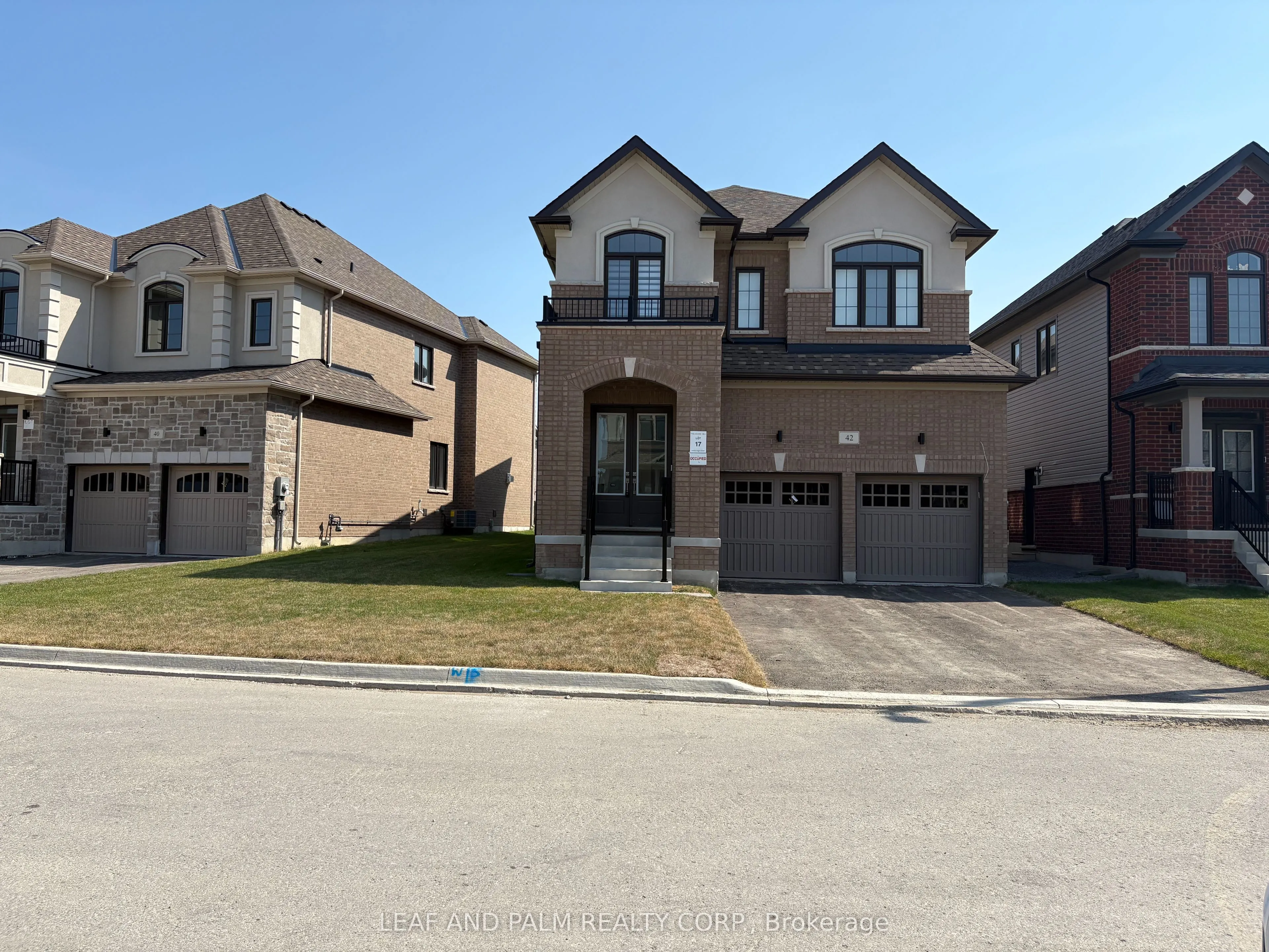 42 Donald Ingram Crescent