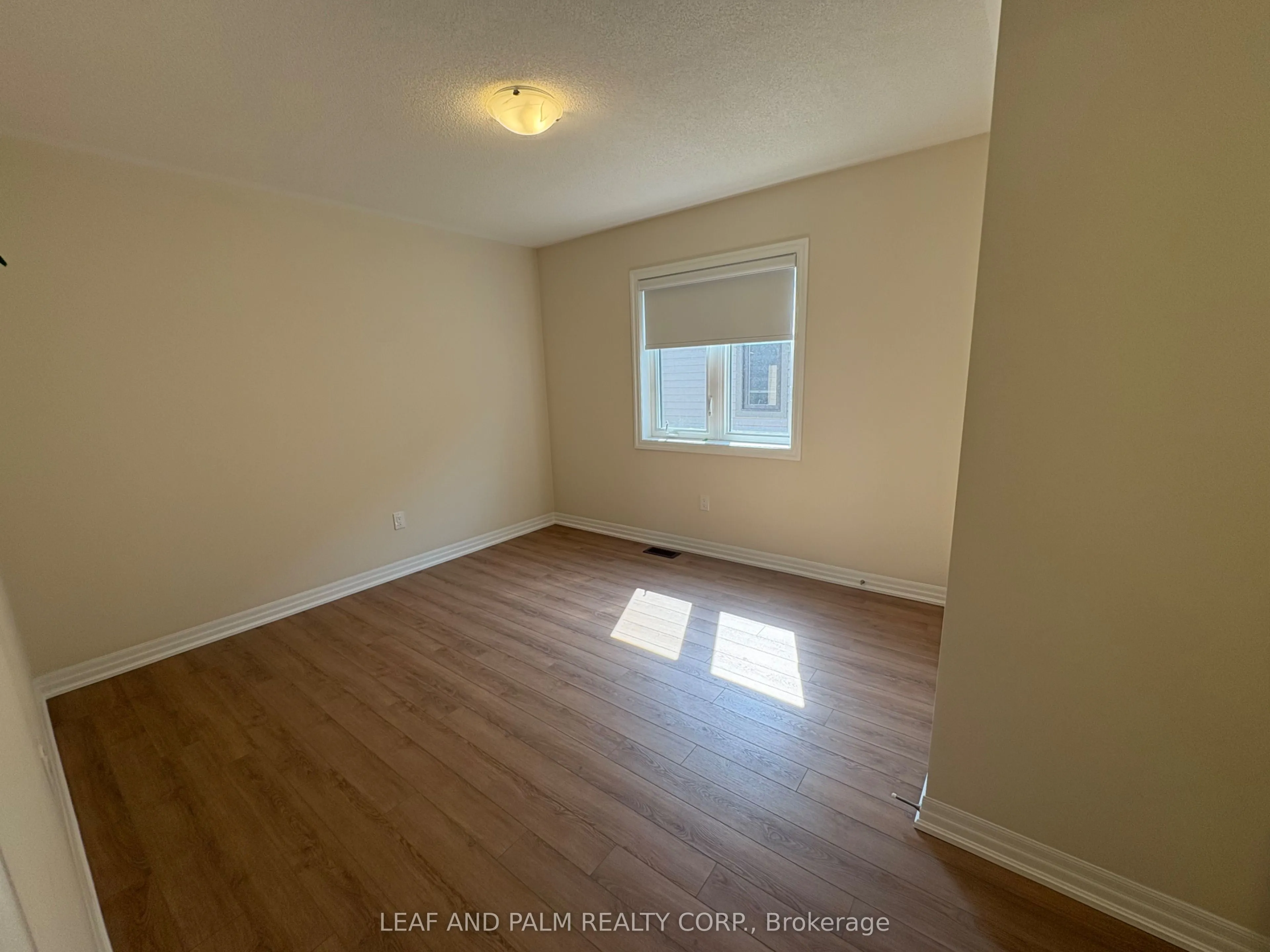 42 Donald Ingram Crescent