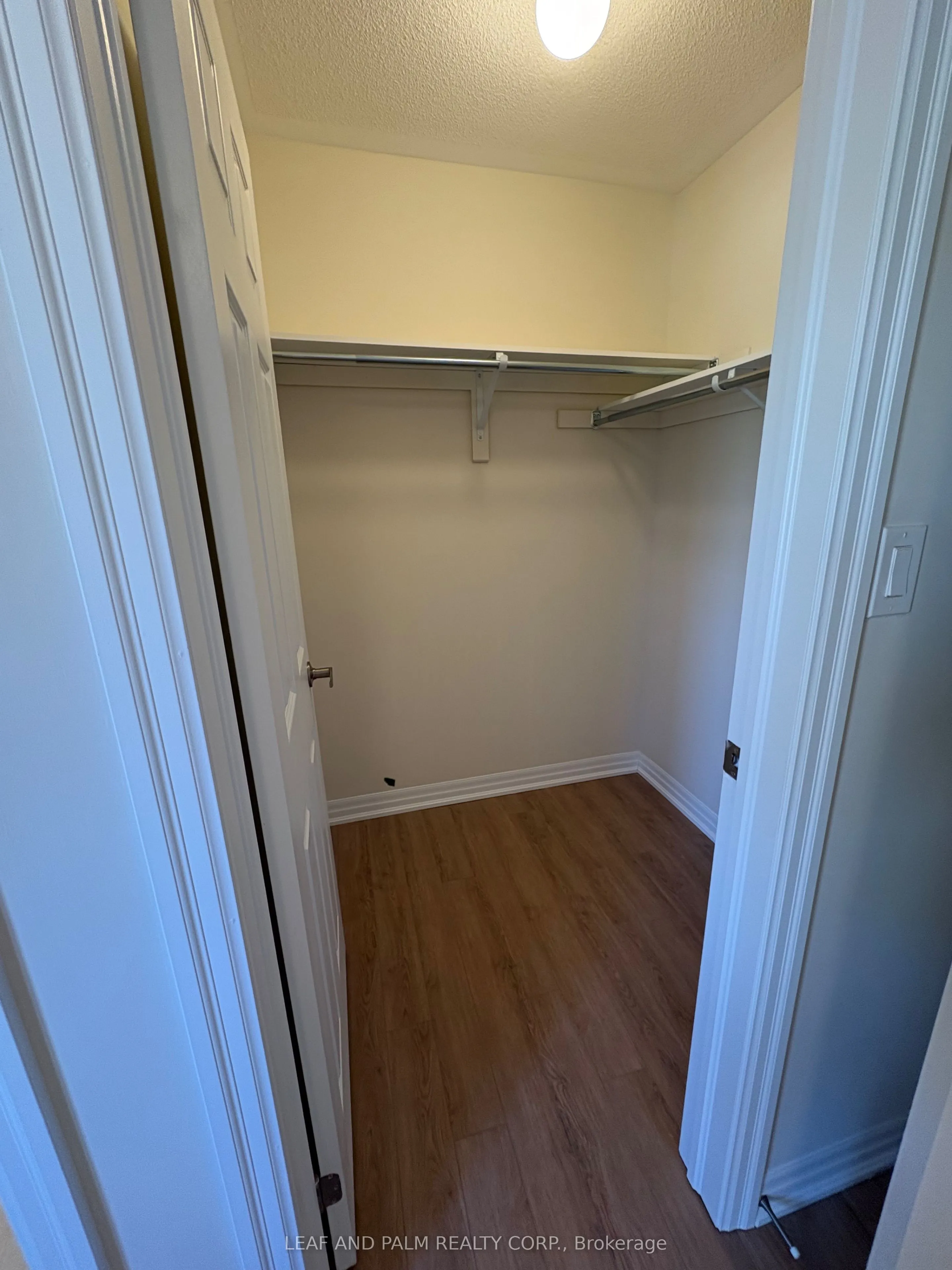 42 Donald Ingram Crescent