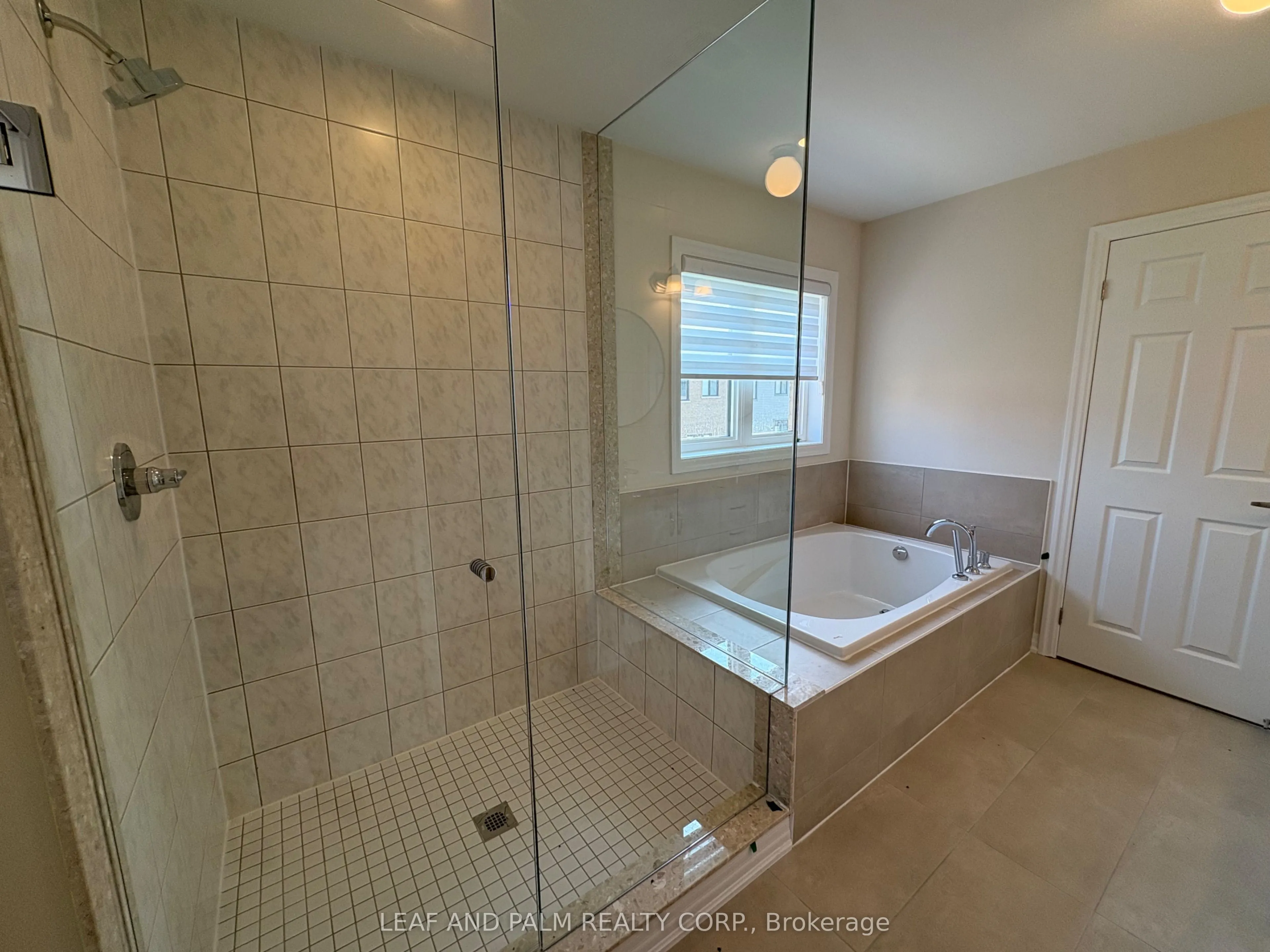 42 Donald Ingram Crescent