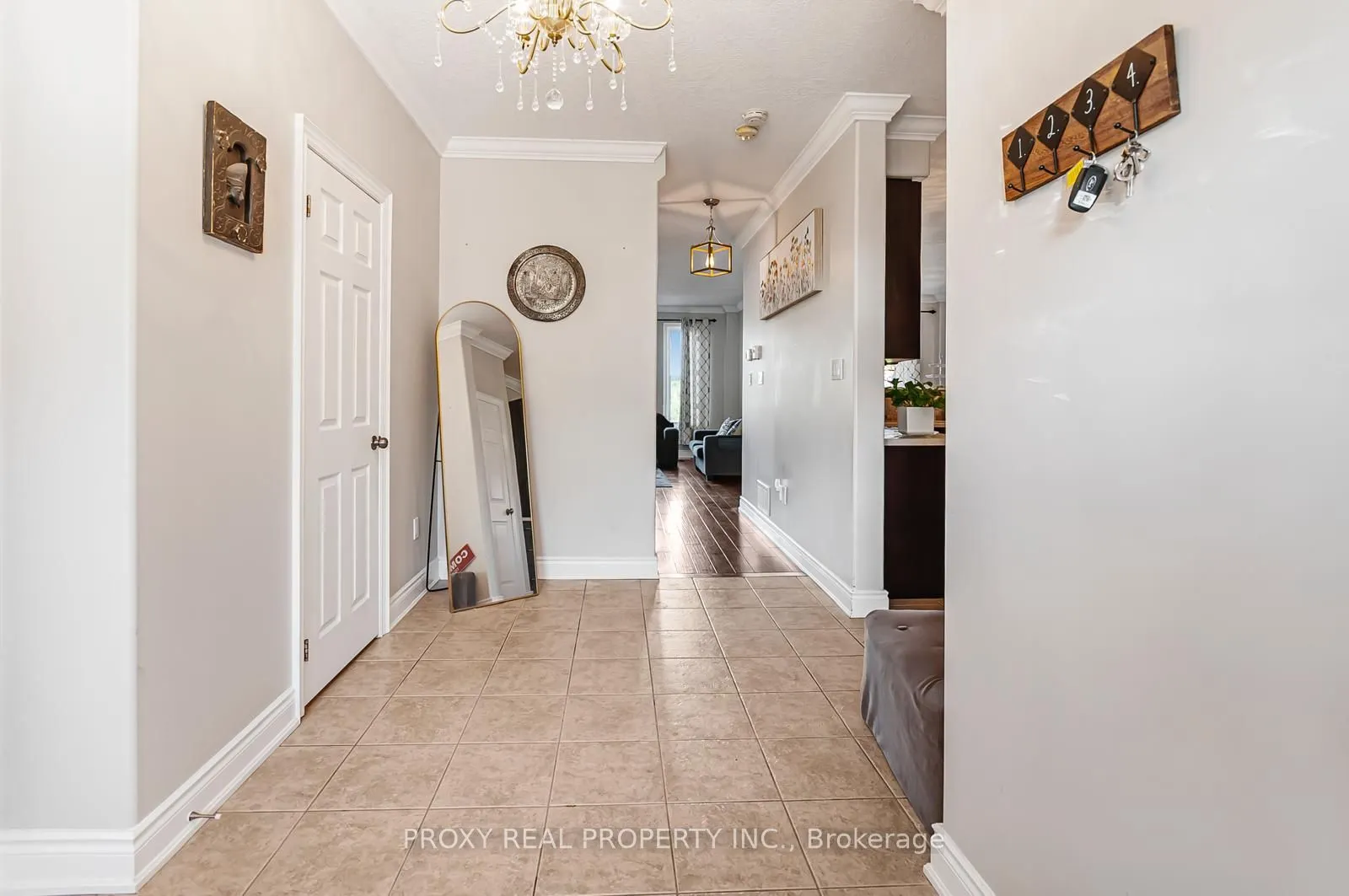 996 BOOTH Avenue