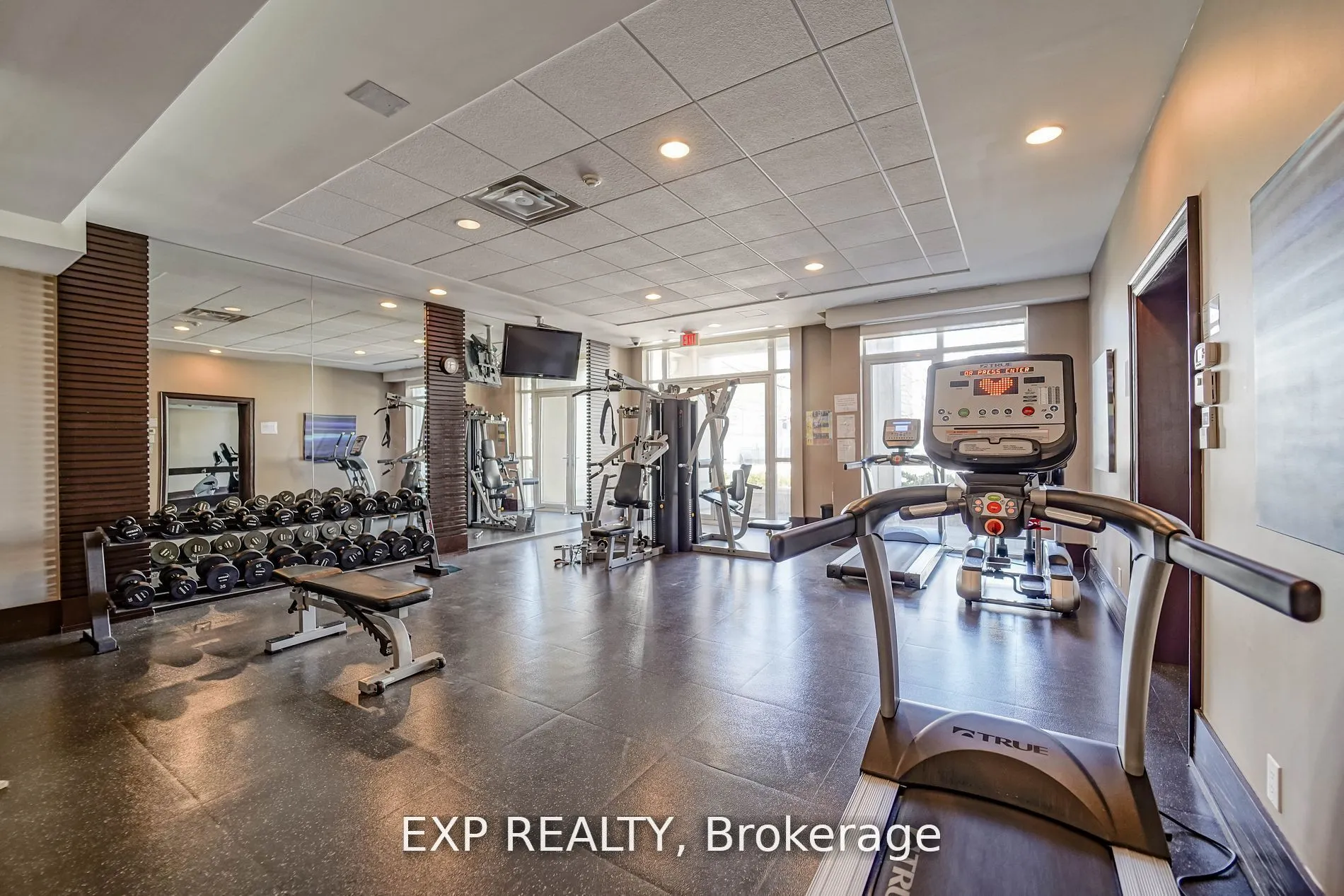 57 Upper Duke Crescent, #307