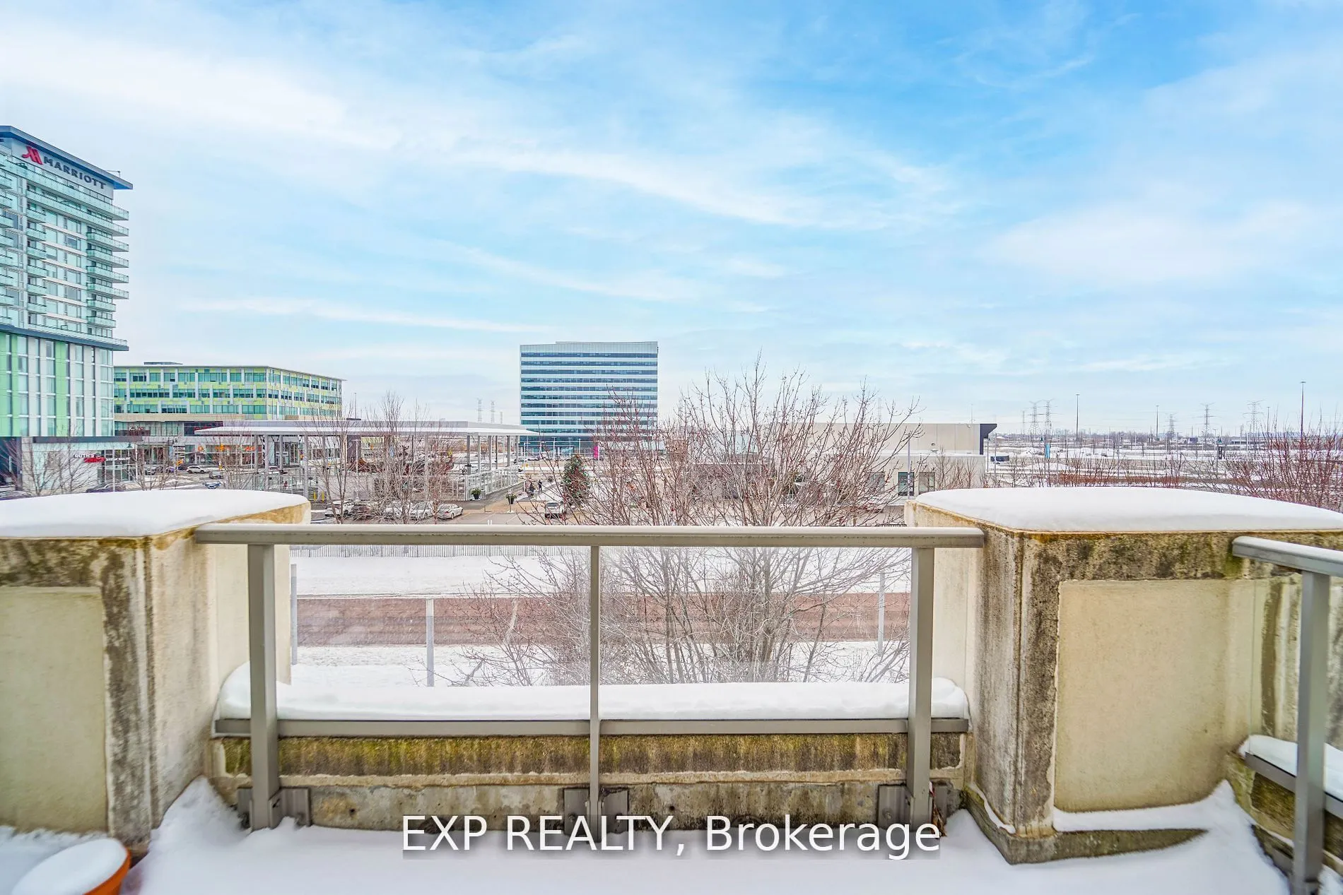 57 Upper Duke Crescent, #307