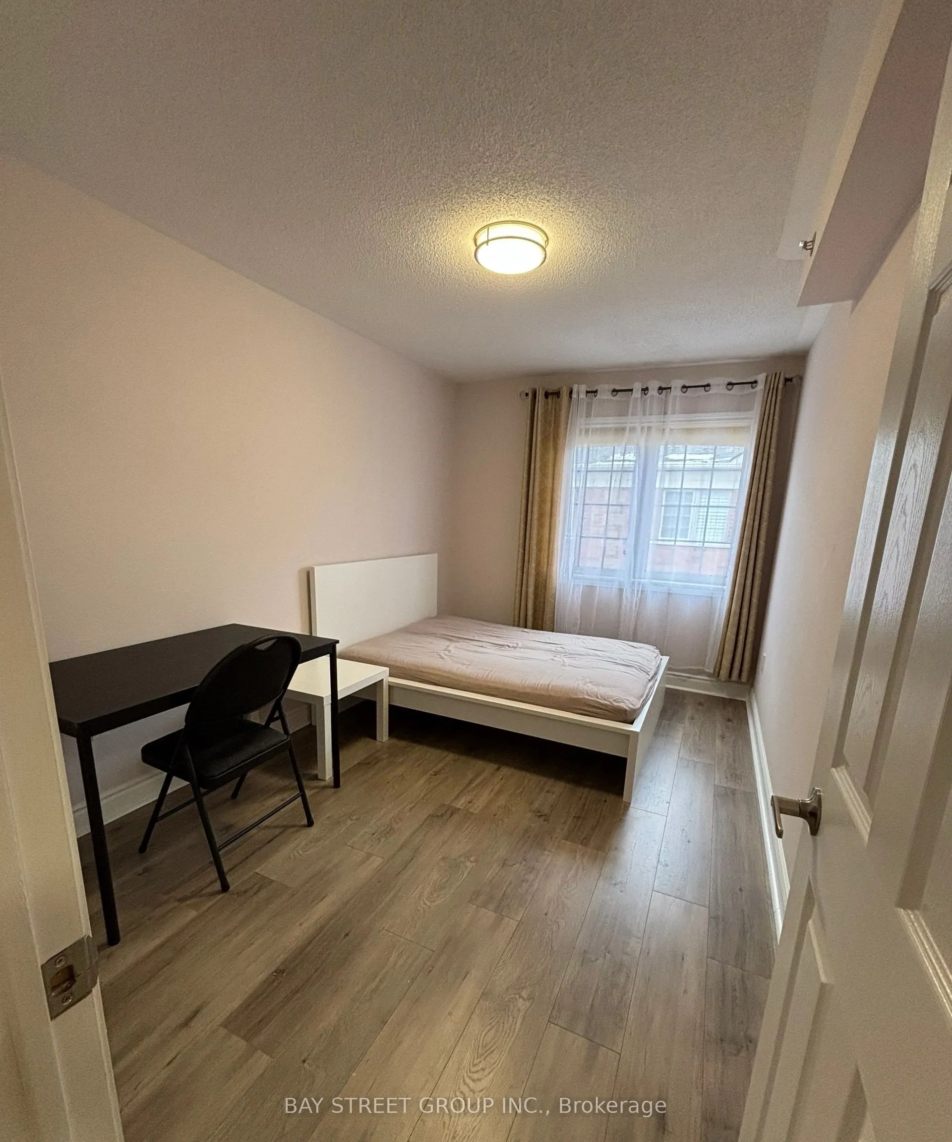 8 Brighton Place, #33