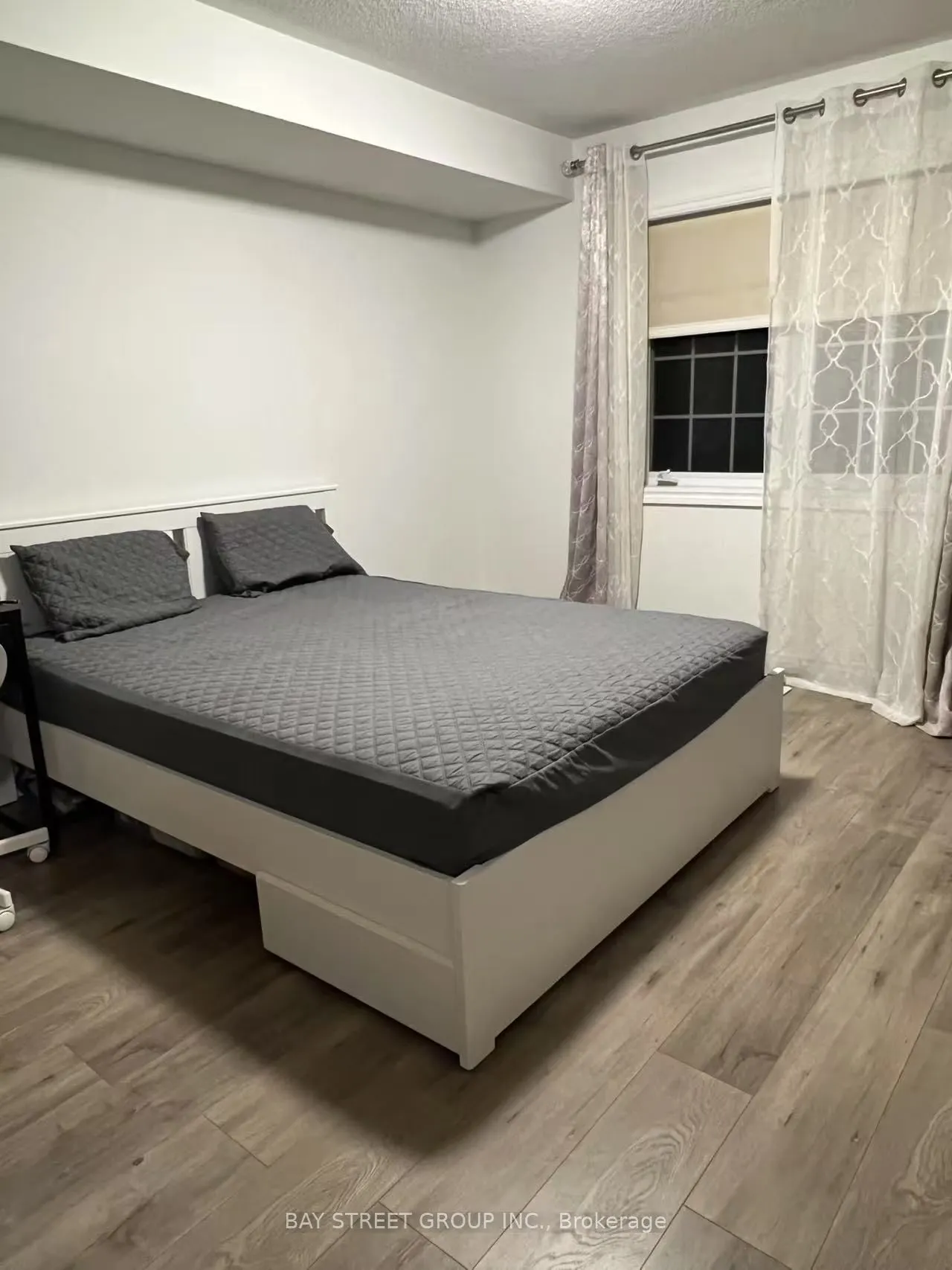 8 Brighton Place, #33