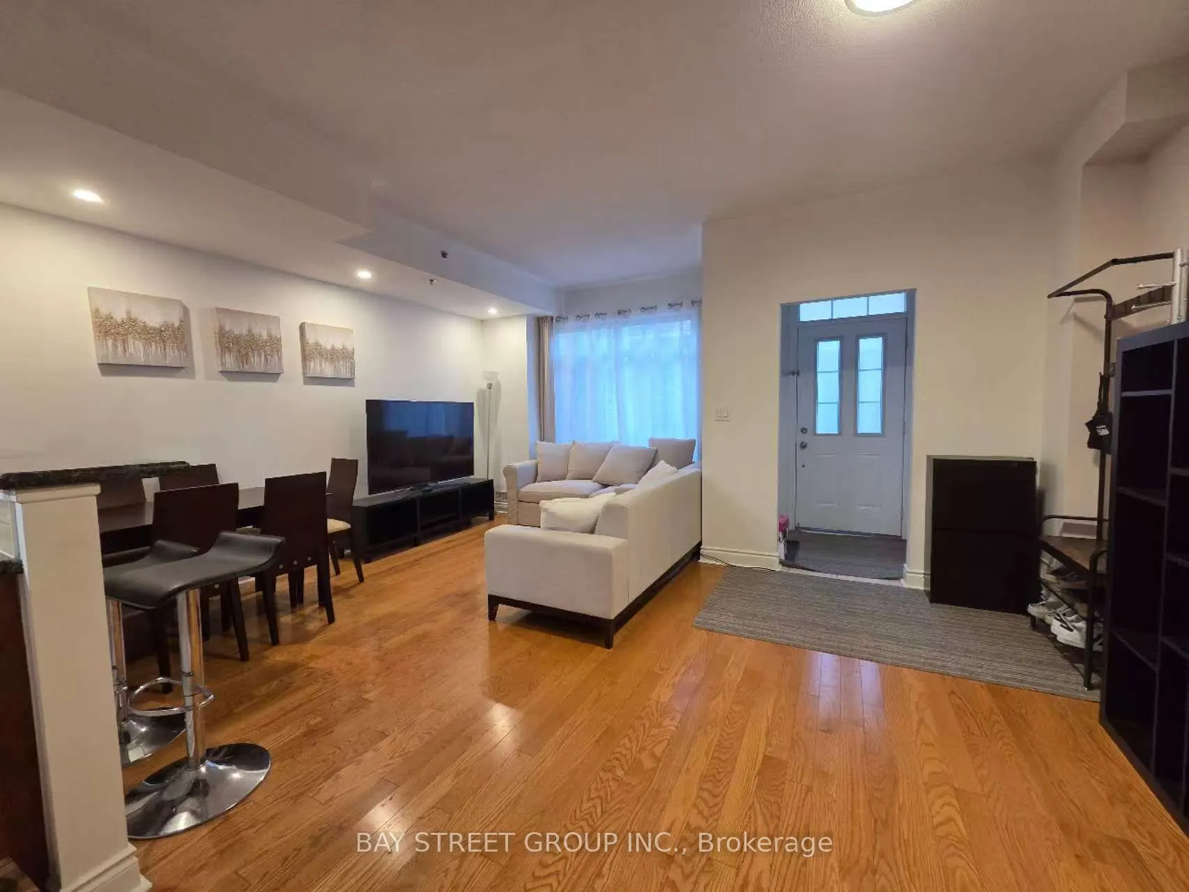8 Brighton Place, #33