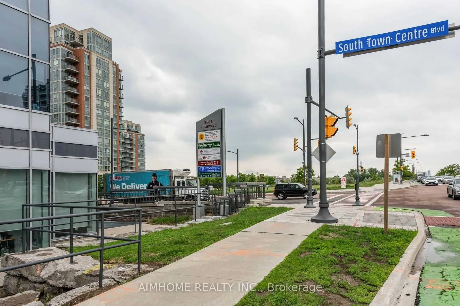 3601 Highway 7 Avenue E, #504