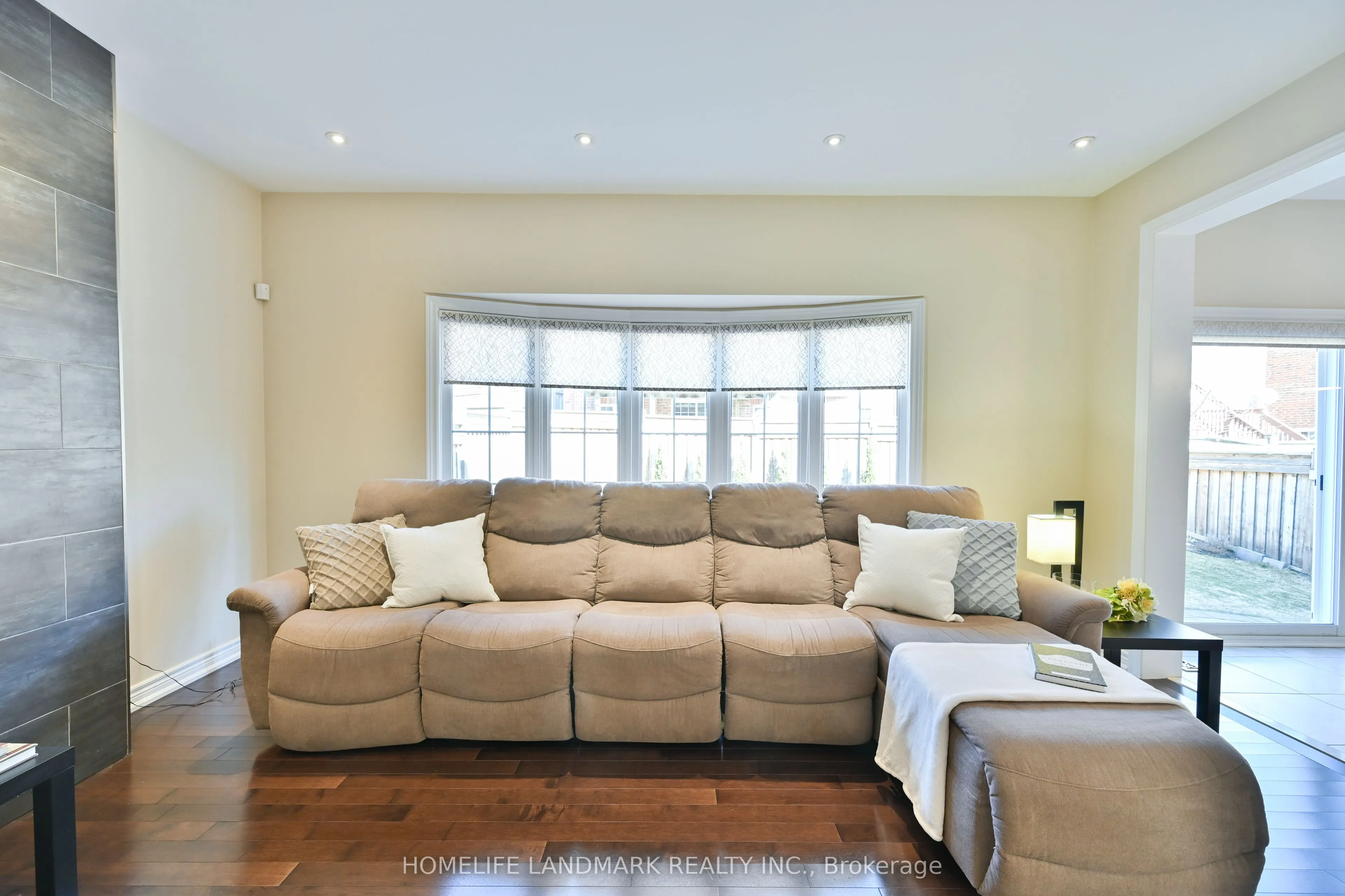32 Brightside Avenue
