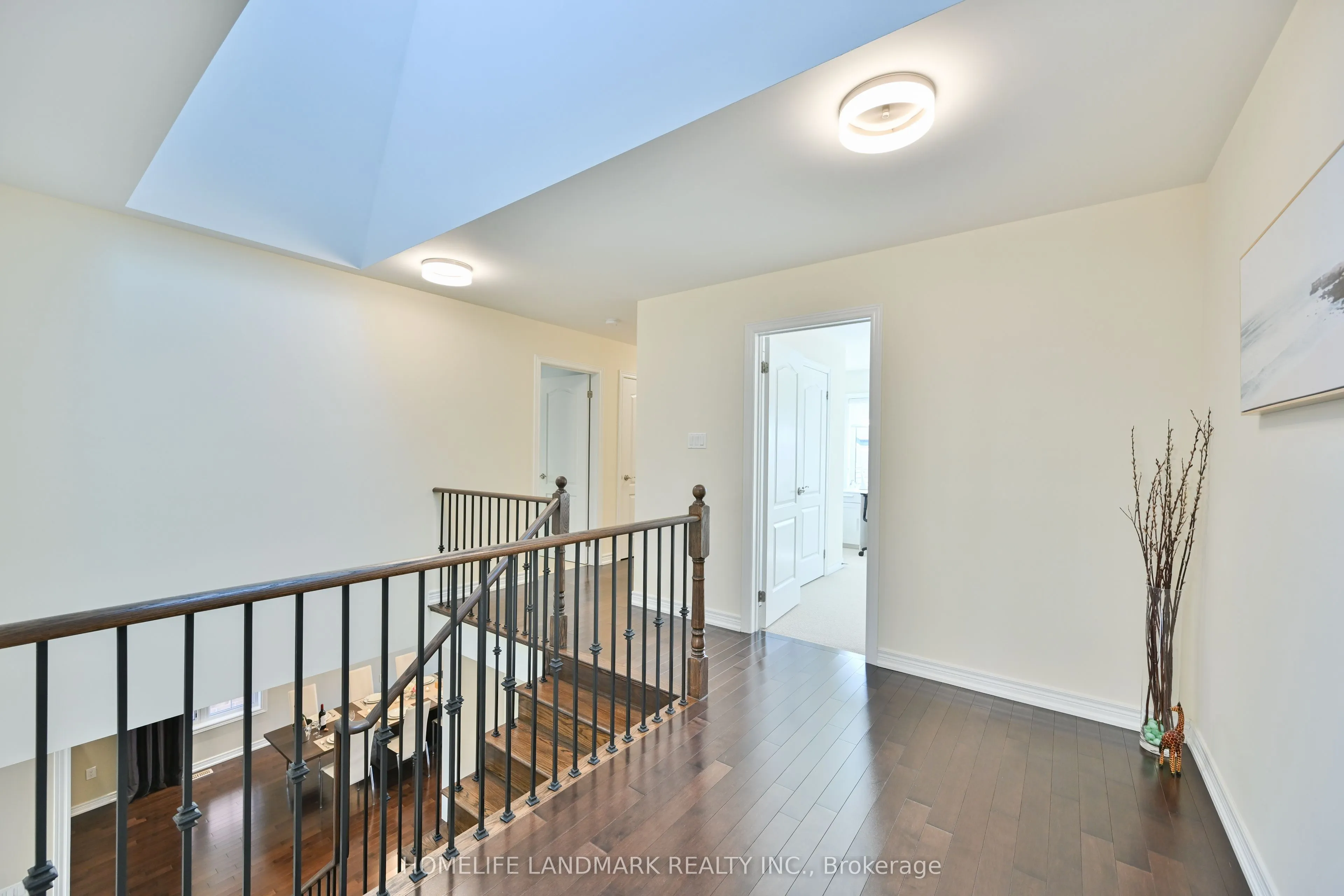 32 Brightside Avenue