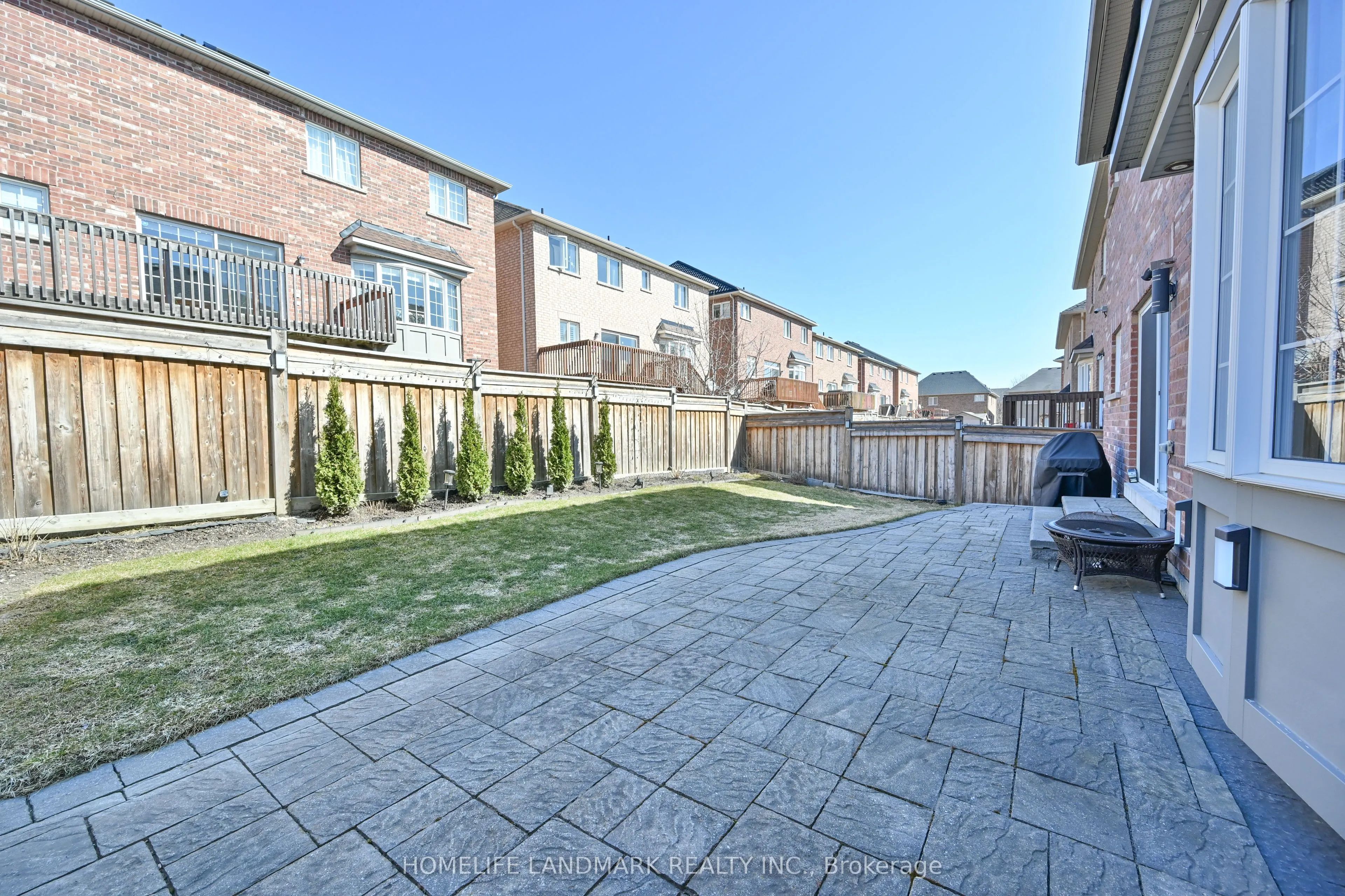 32 Brightside Avenue