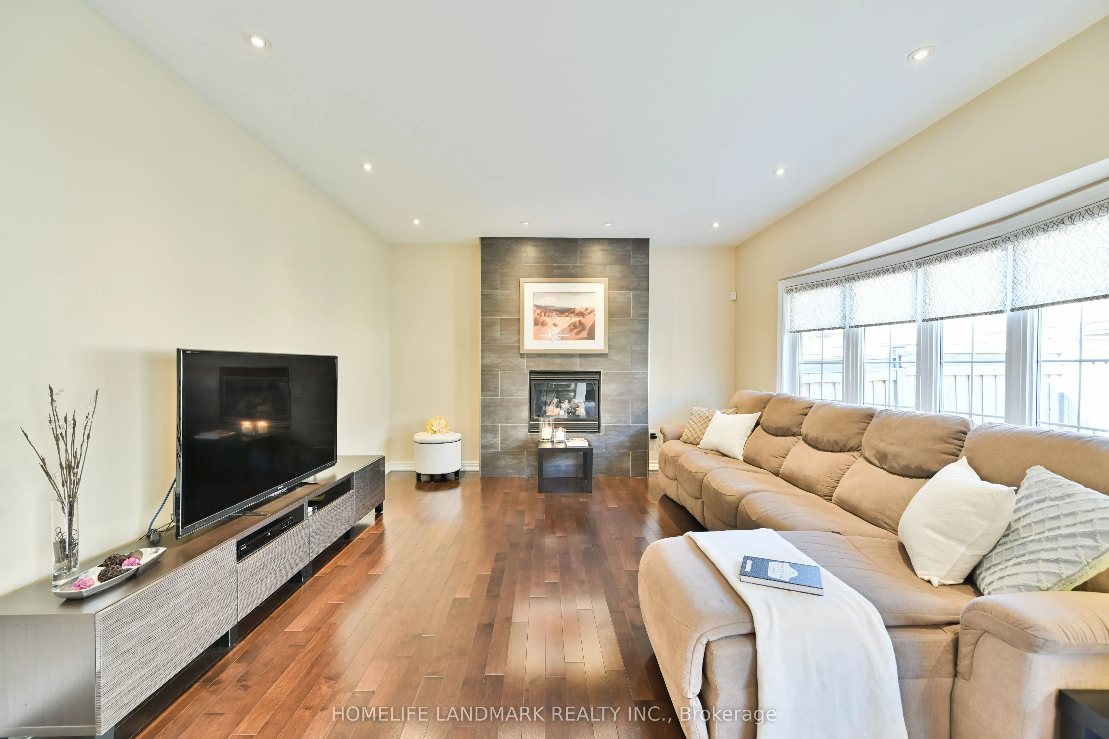 32 Brightside Avenue