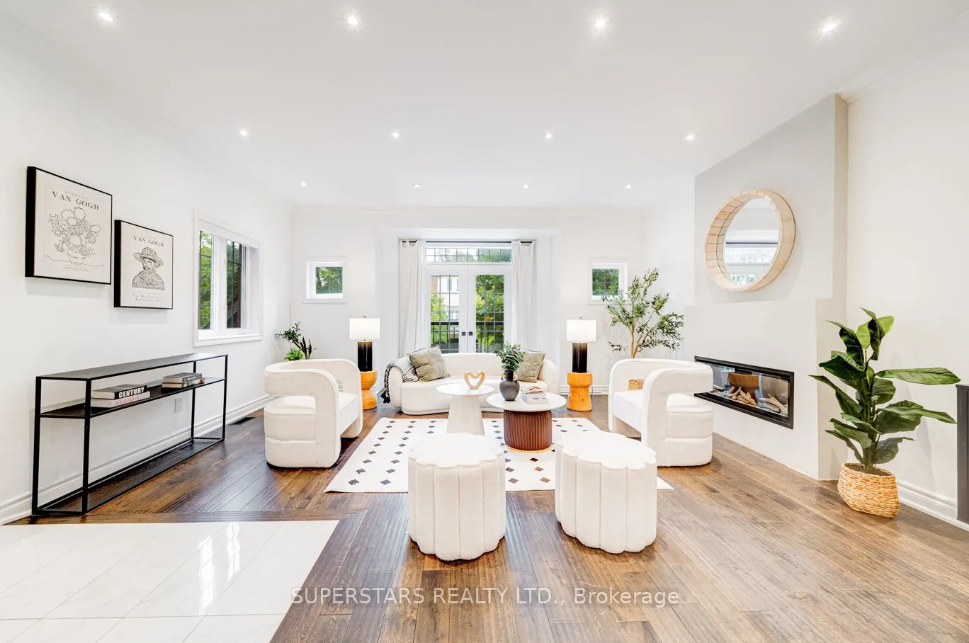 30 Crispin Court