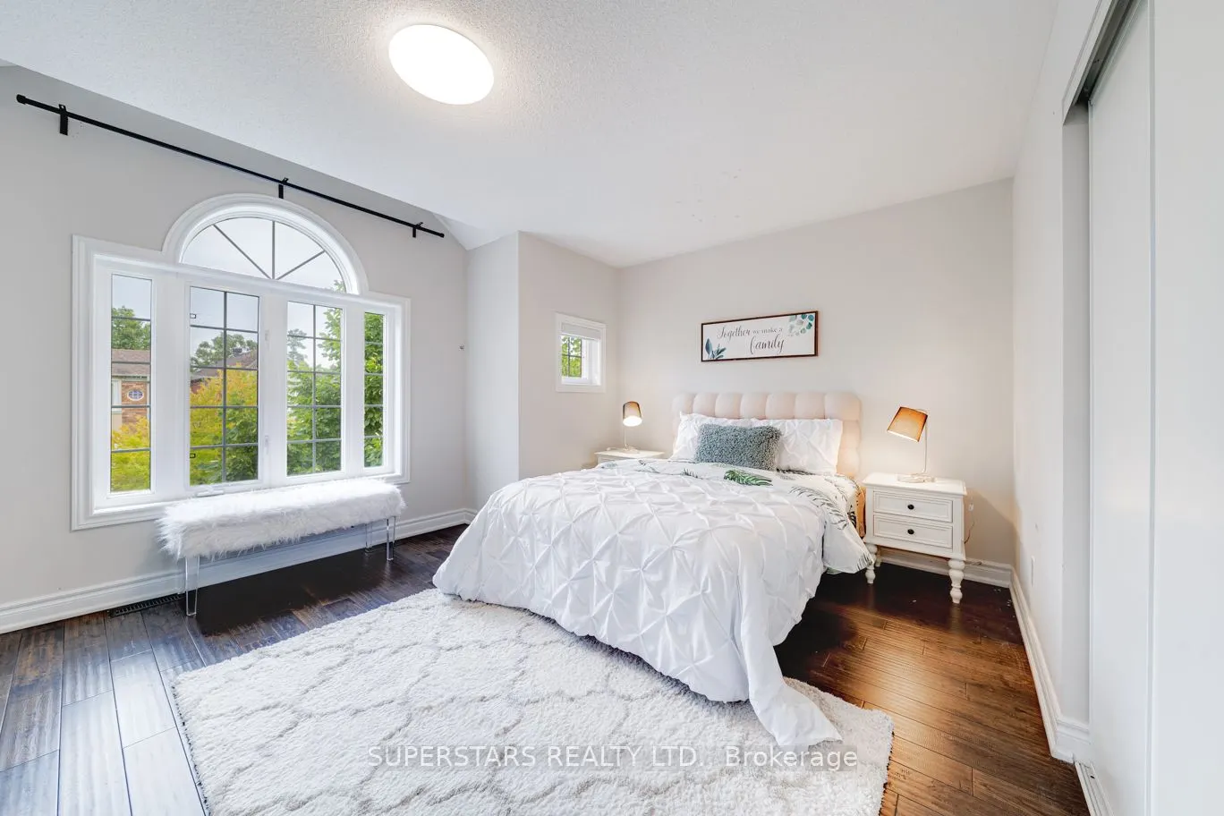 30 Crispin Court