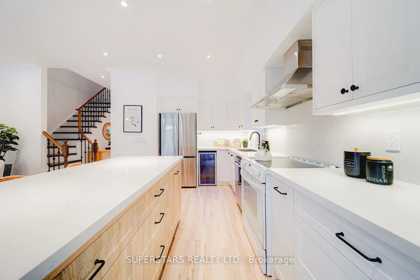 30 Crispin Court