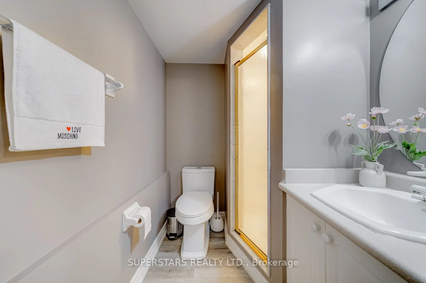 30 Crispin Court