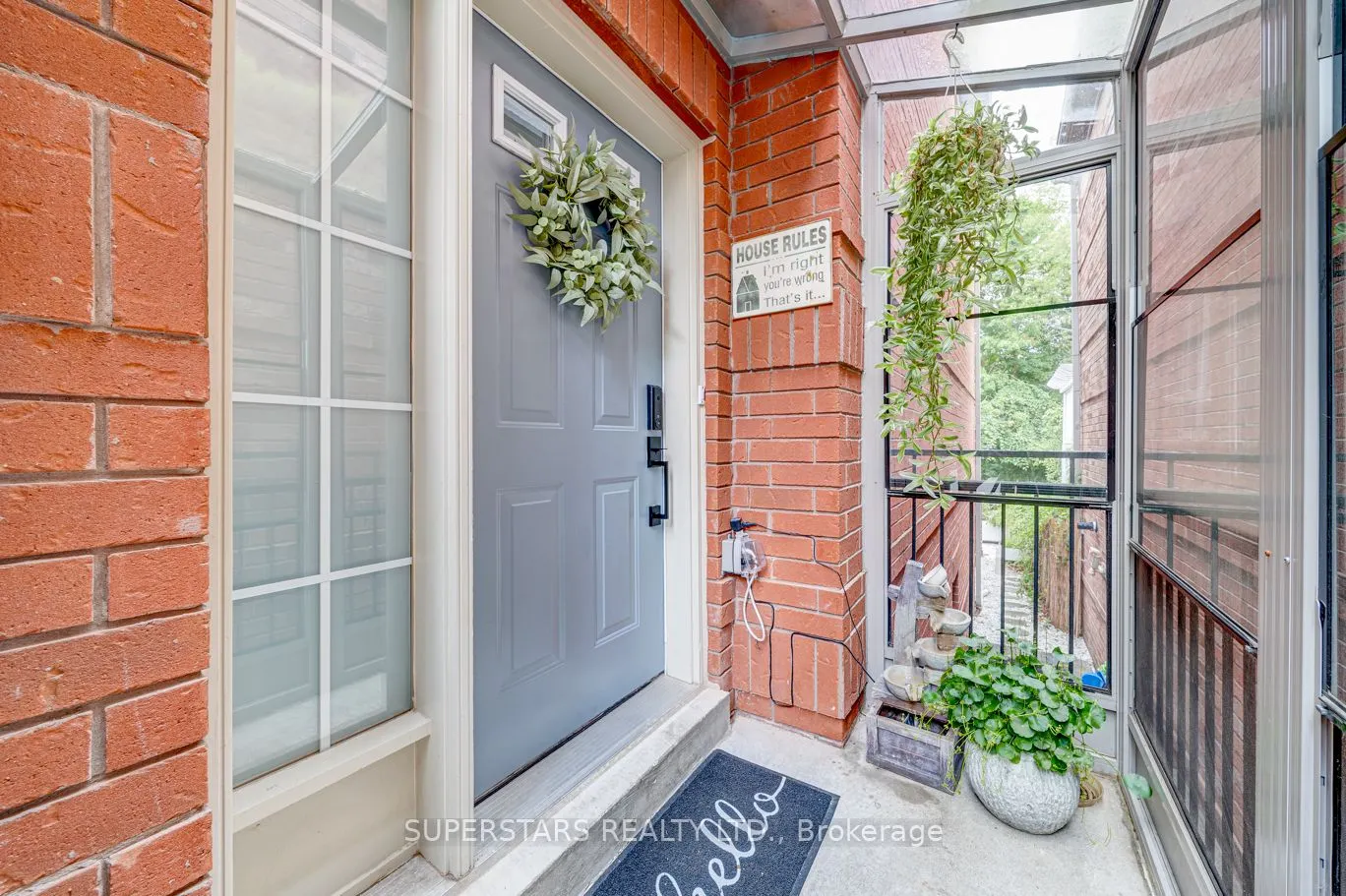 30 Crispin Court