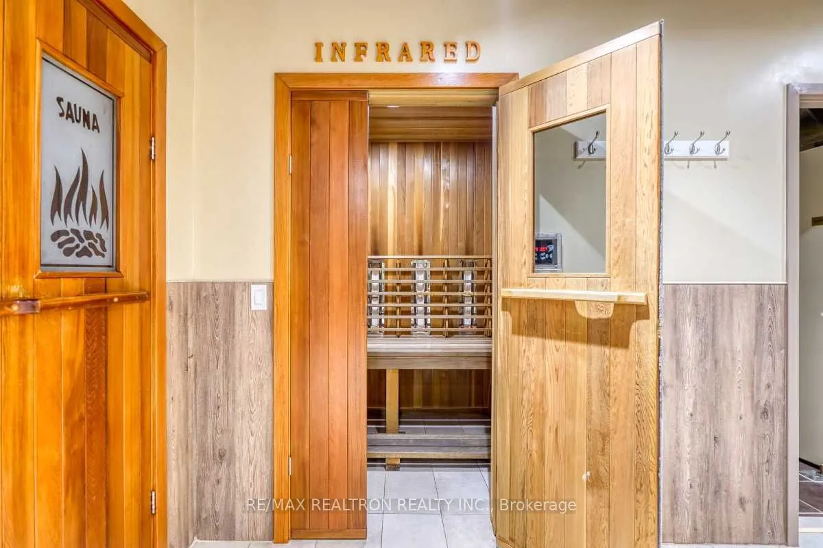 38 Parkside Drive, #9
