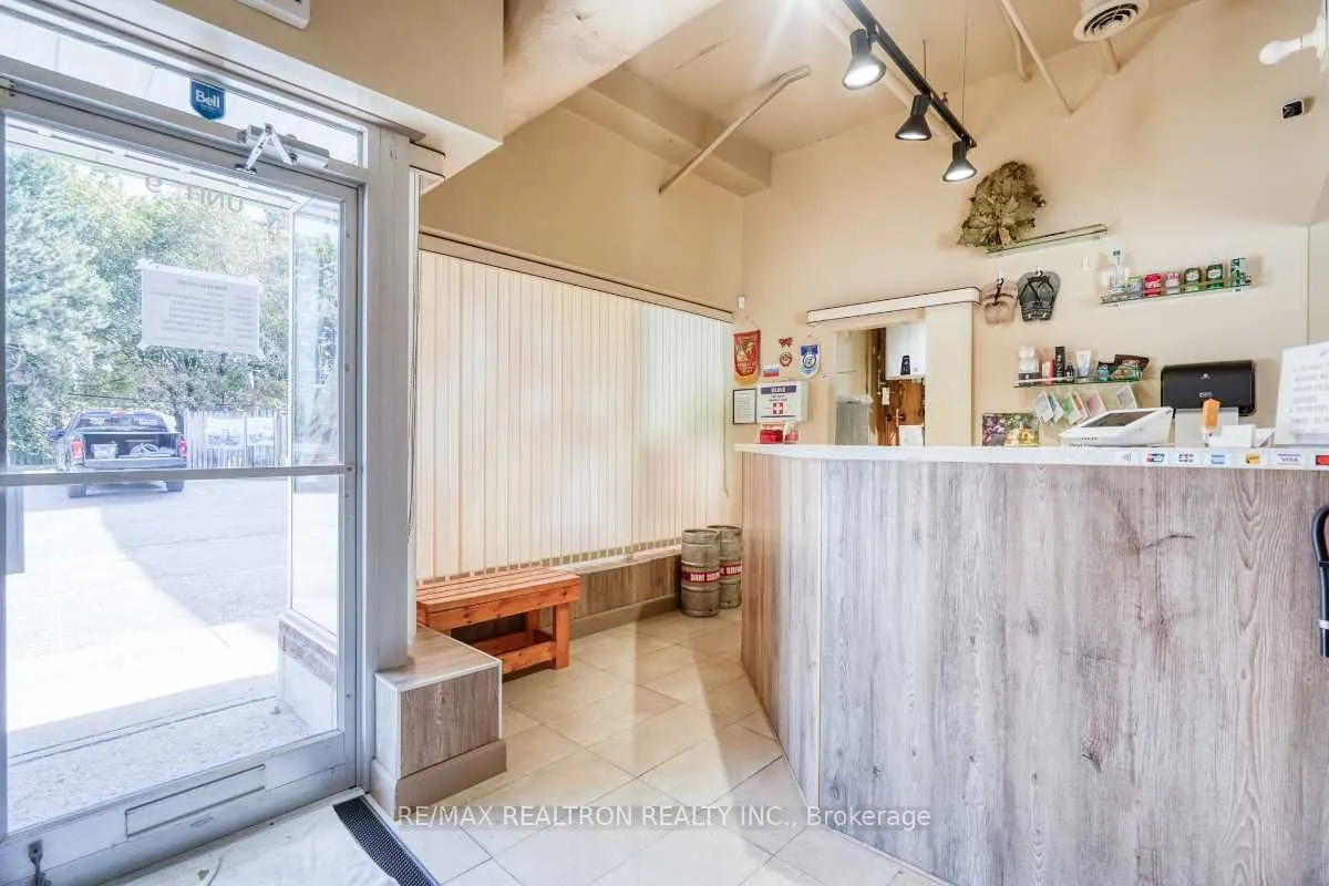 38 Parkside Drive, #9