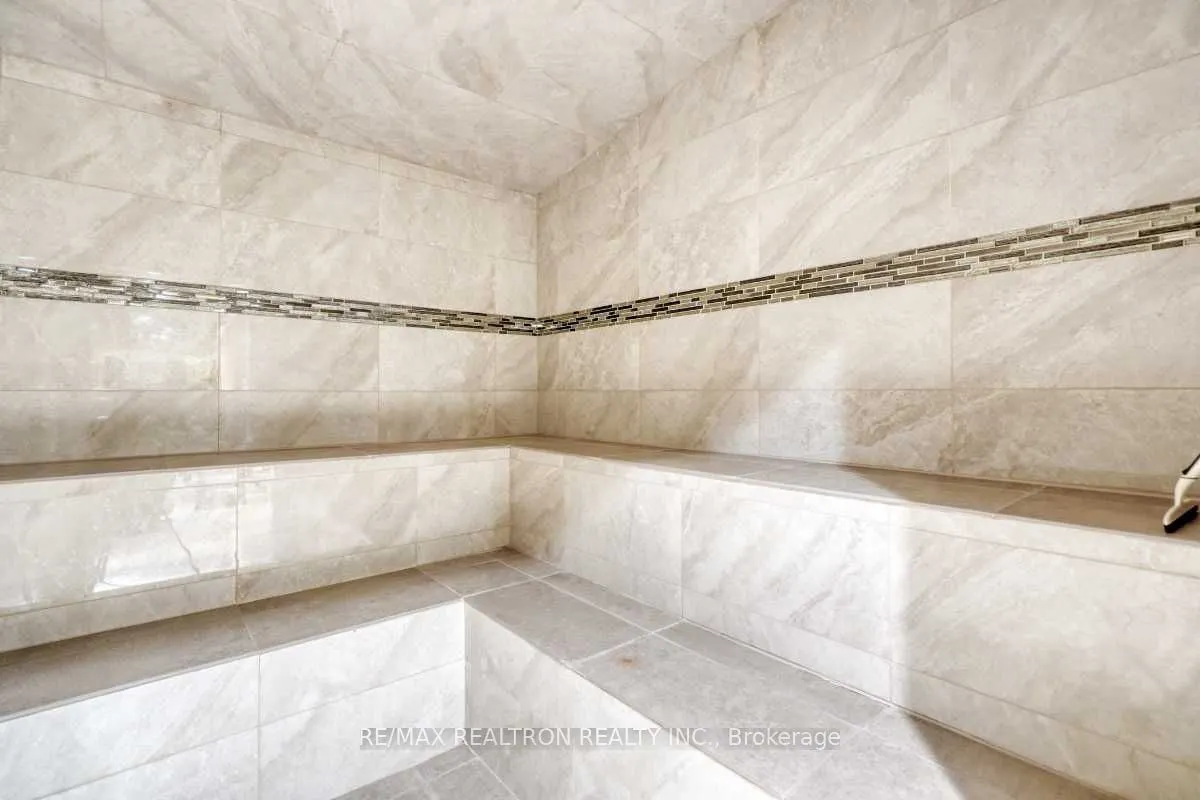 38 Parkside Drive, #9