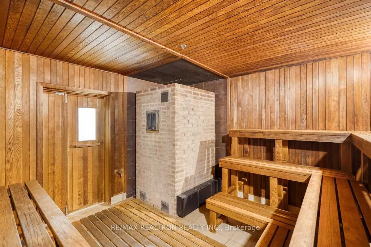 38 Parkside Drive, #9