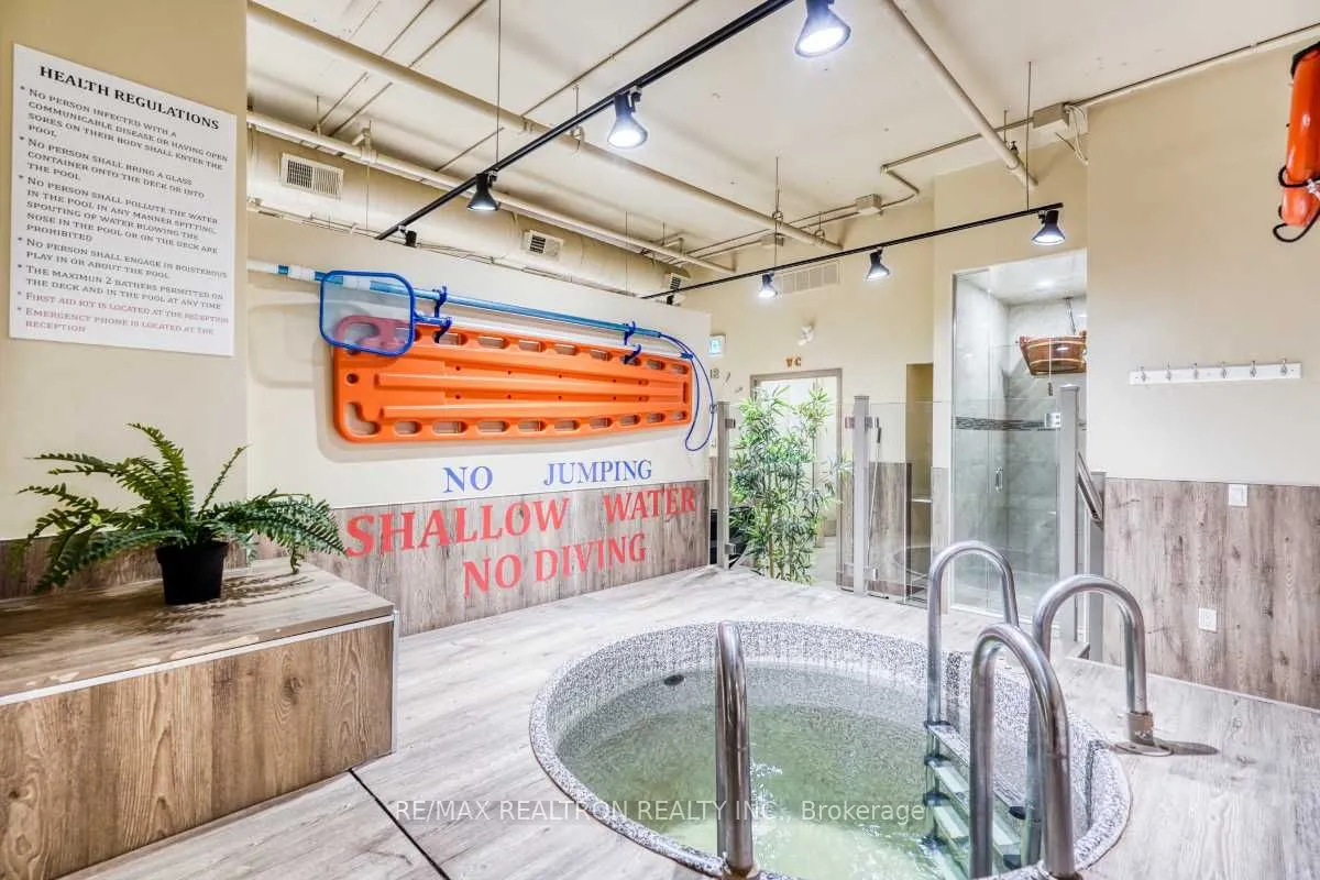 38 Parkside Drive, #9