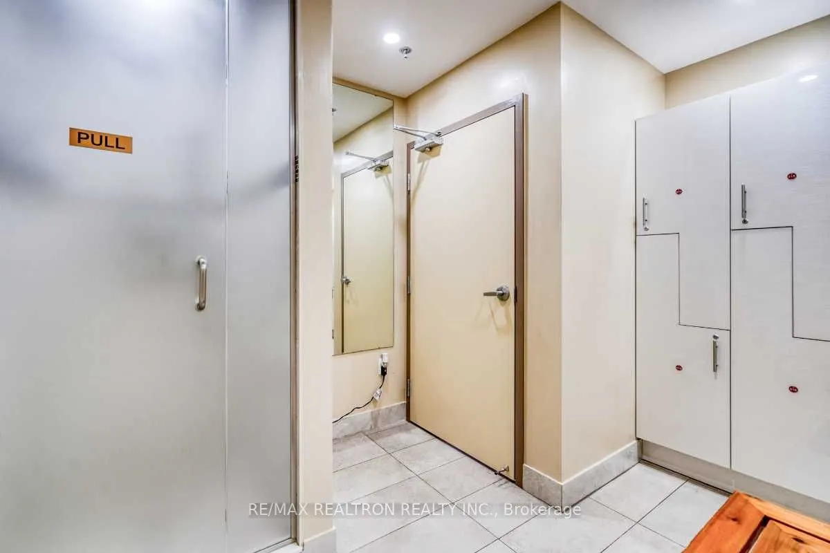 38 Parkside Drive, #9