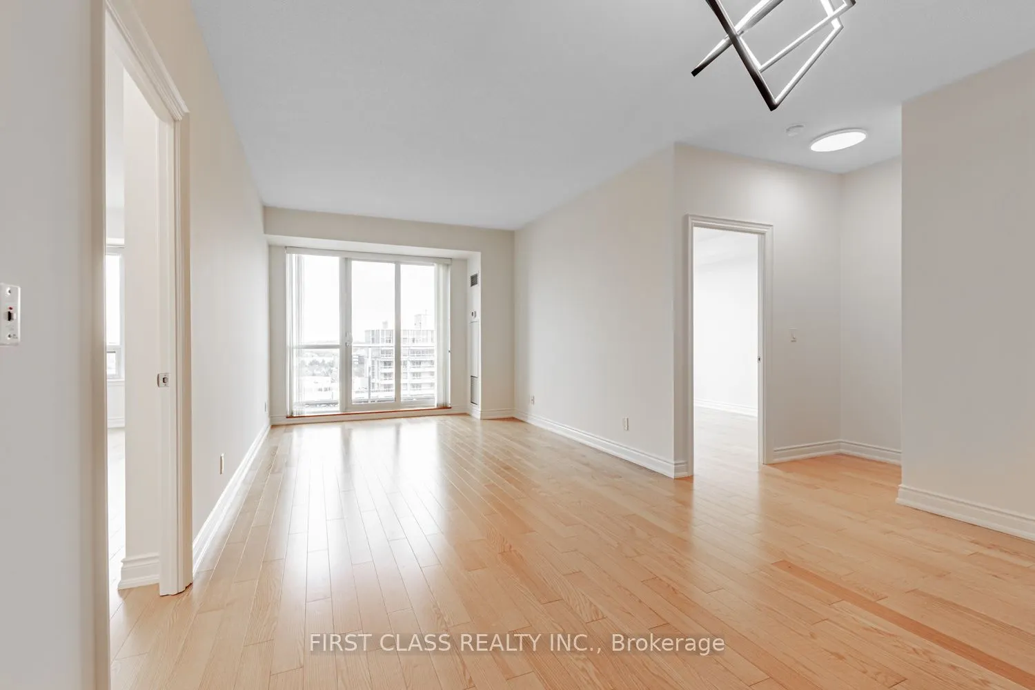 23 Cox Boulevard, #1685