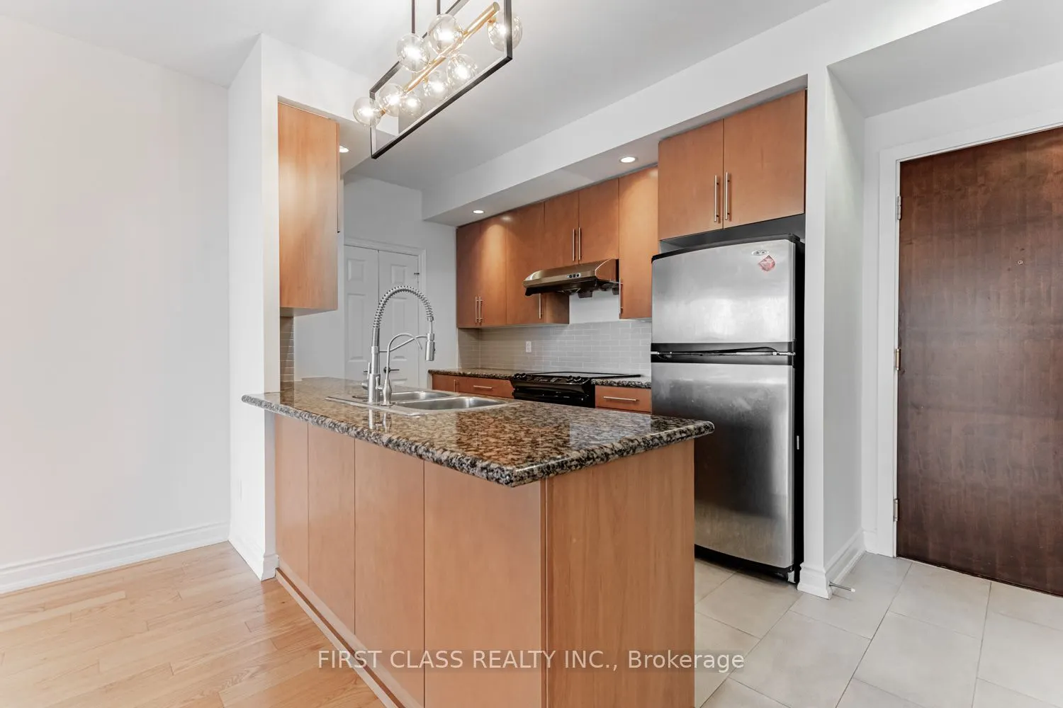 23 Cox Boulevard, #1685